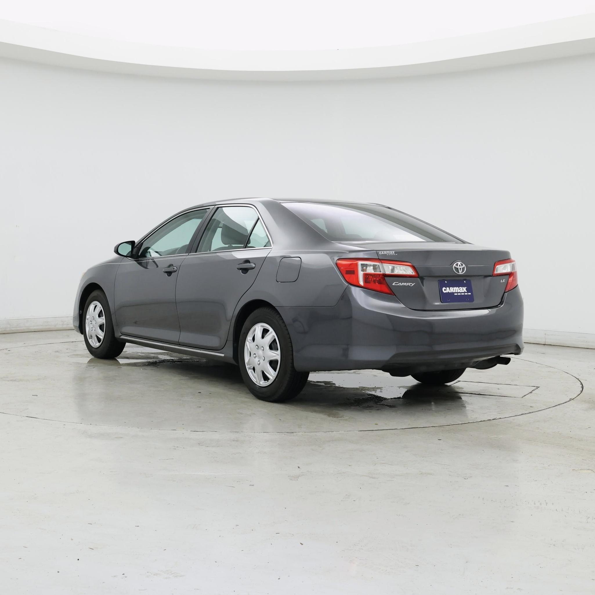 Thumbnail: 2014 Toyota Camry - 2