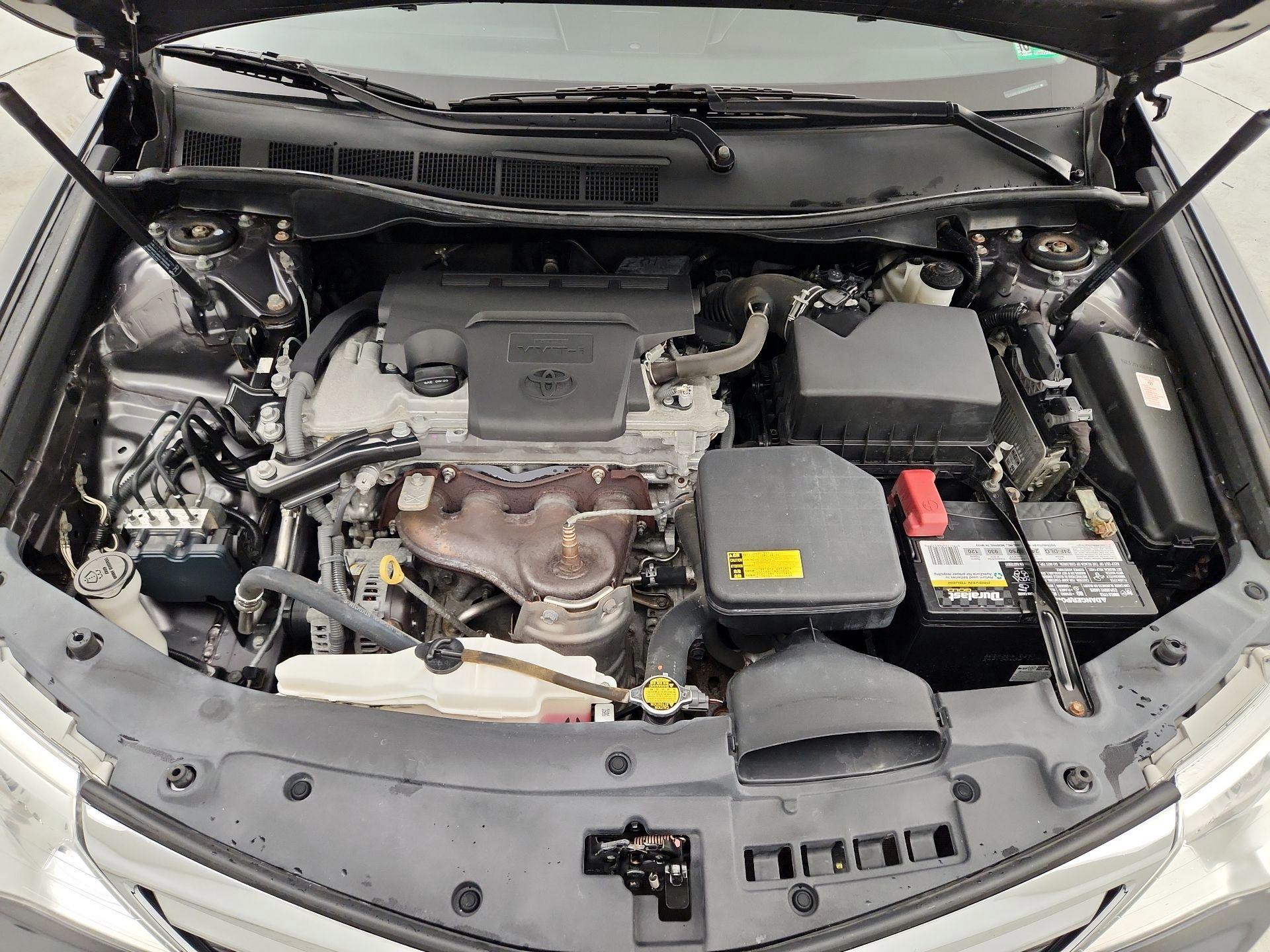 Thumbnail: 2014 Toyota Camry - 20