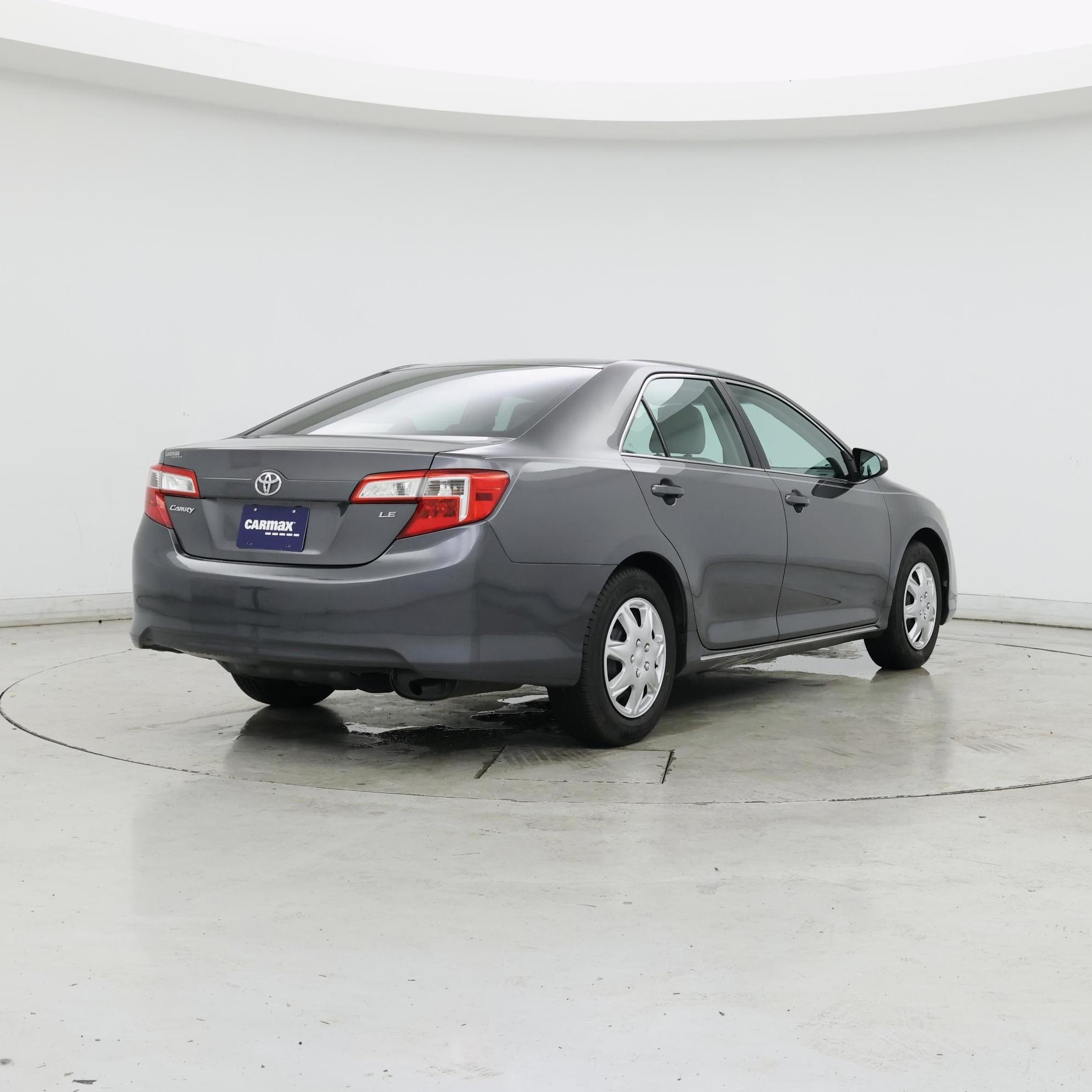Thumbnail: 2014 Toyota Camry - 8