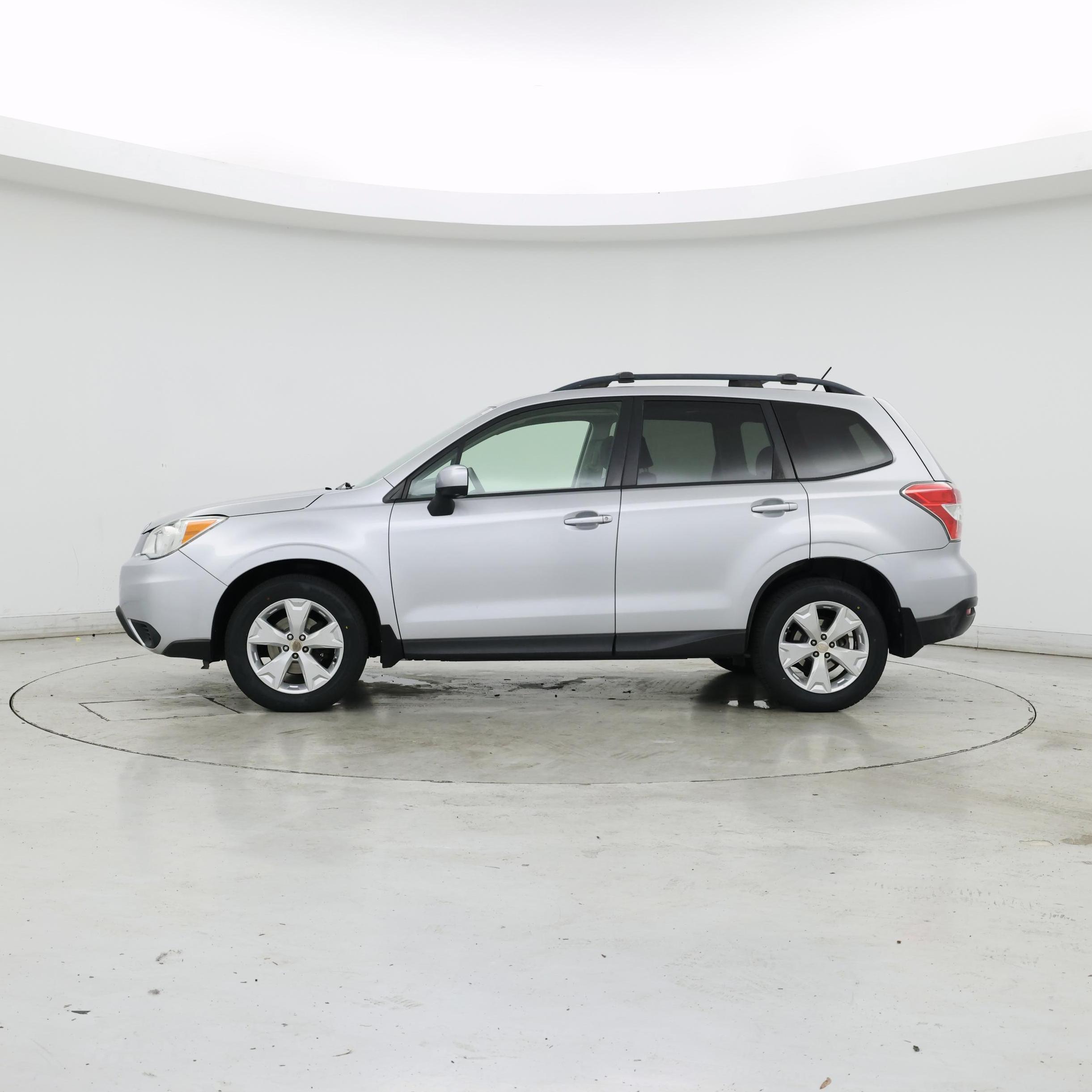 Thumbnail: 2015 Subaru Forester - 3