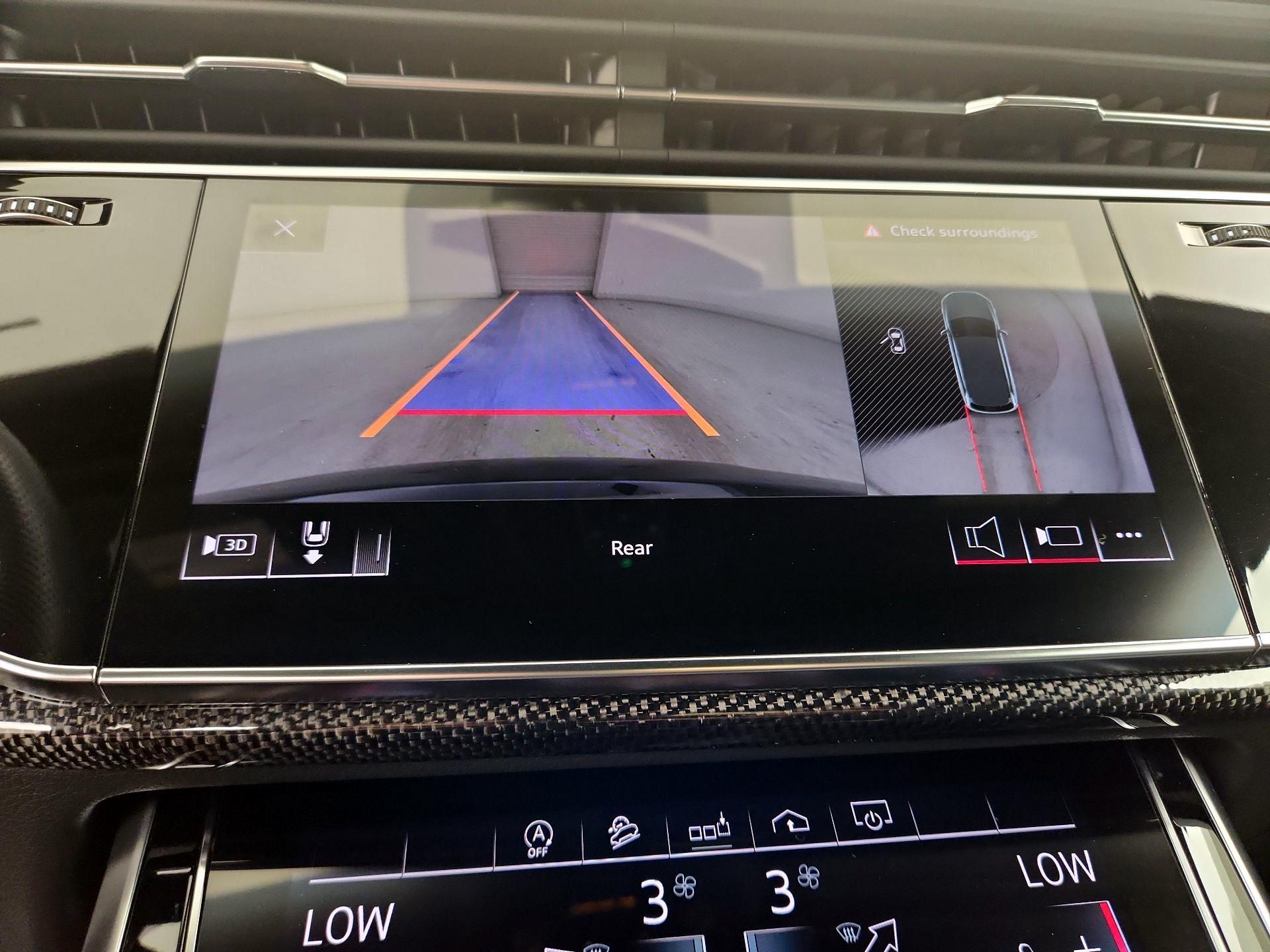 Thumbnail: 2020 Audi SQ7 - 15
