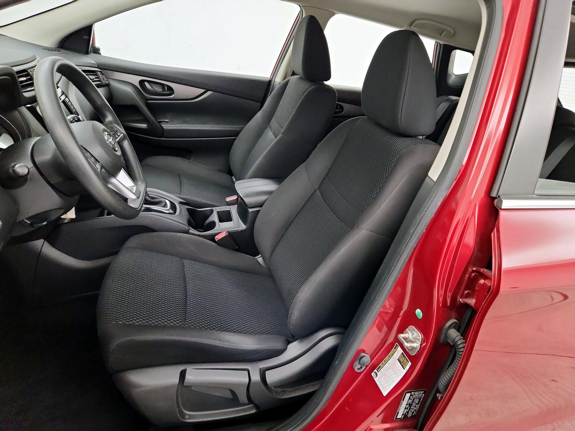 Thumbnail: 2019 Nissan Rogue Sport - 11