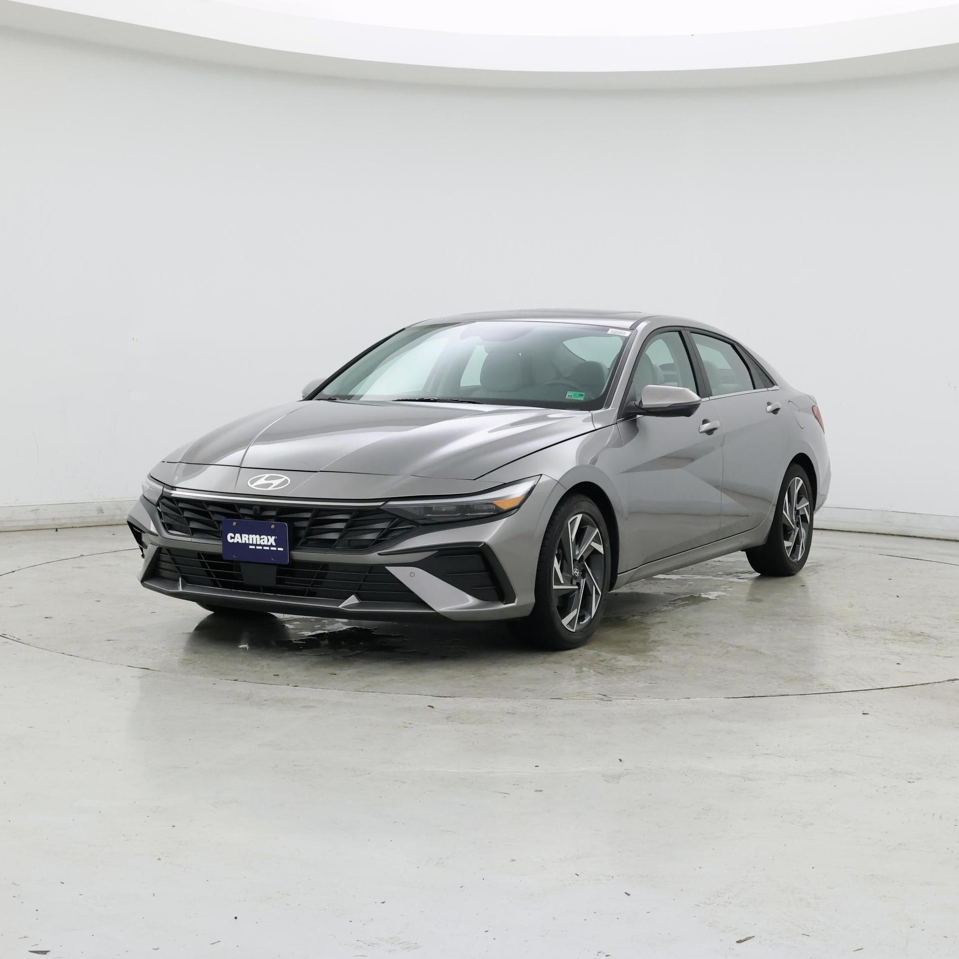 Thumbnail: 2024 Hyundai Elantra - 4