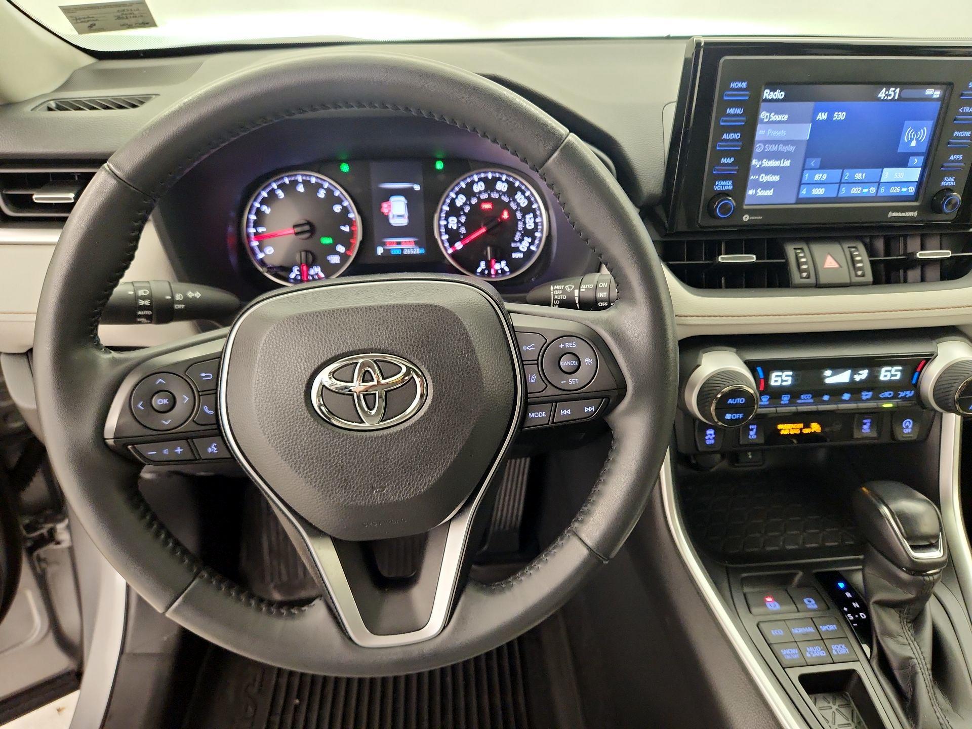 Thumbnail: 2021 Toyota RAV4 - 10