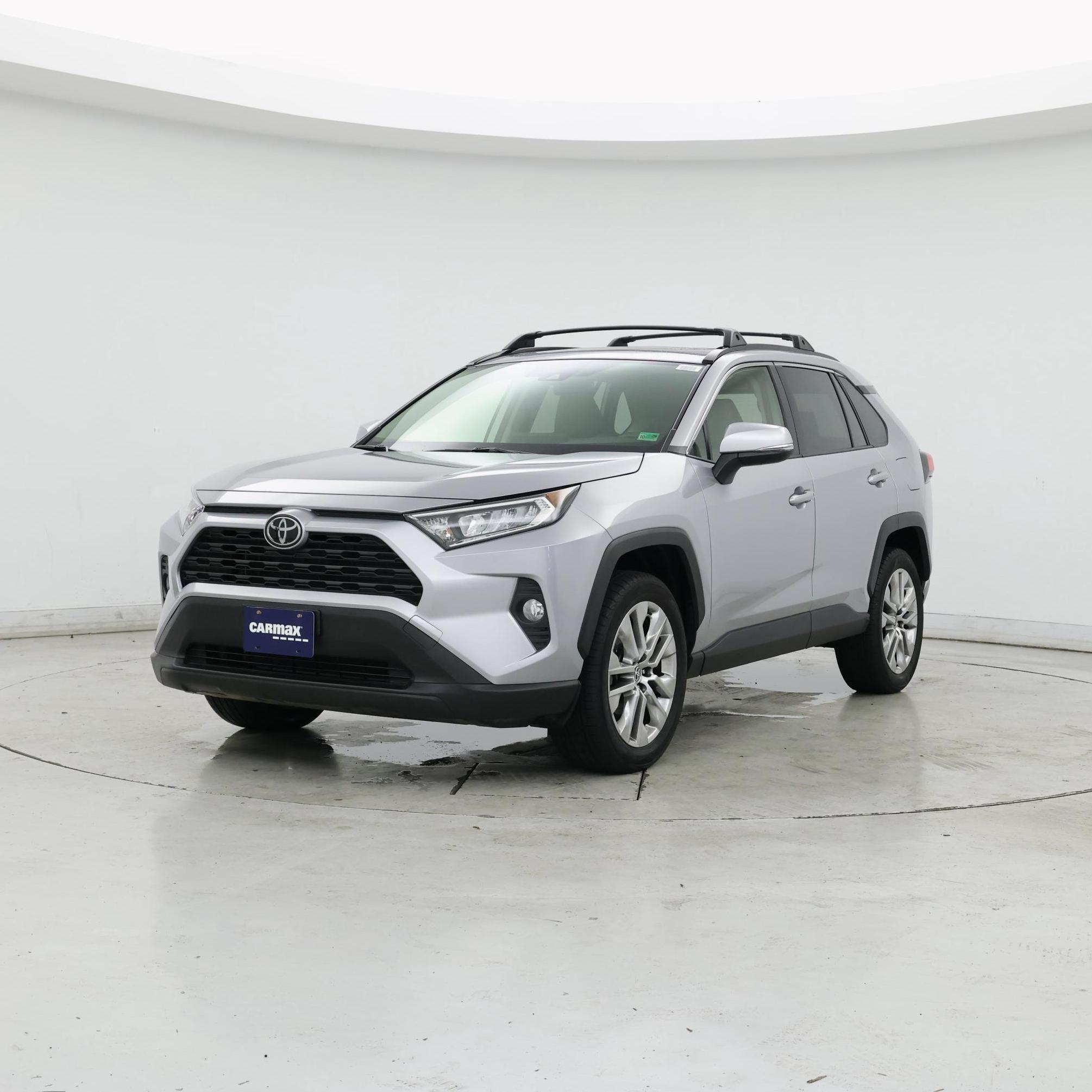 Thumbnail: 2021 Toyota RAV4 - 4