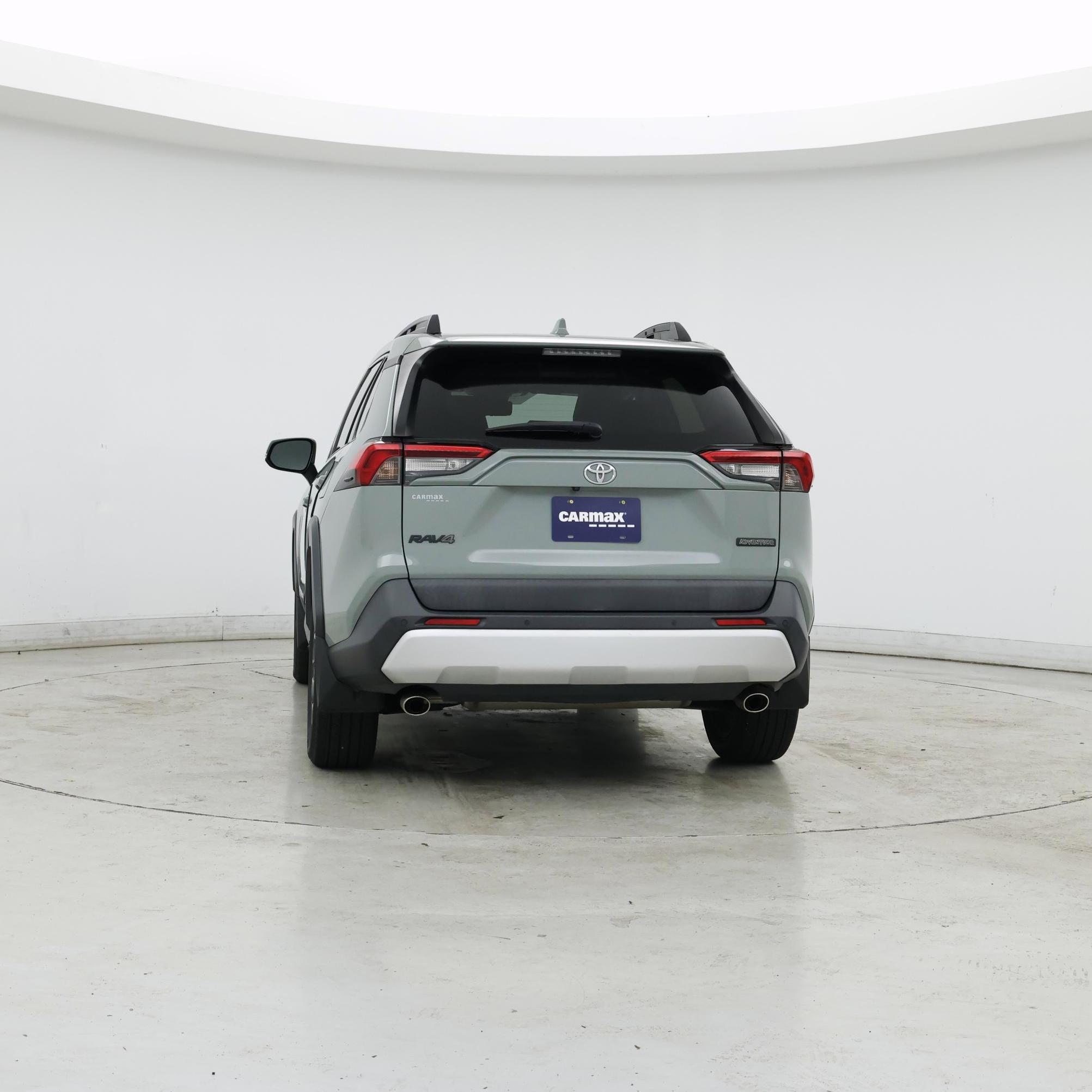 Thumbnail: 2019 Toyota RAV4 - 6