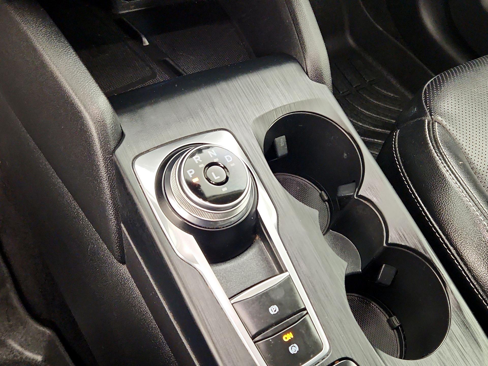 Thumbnail: 2020 Ford Escape - 18