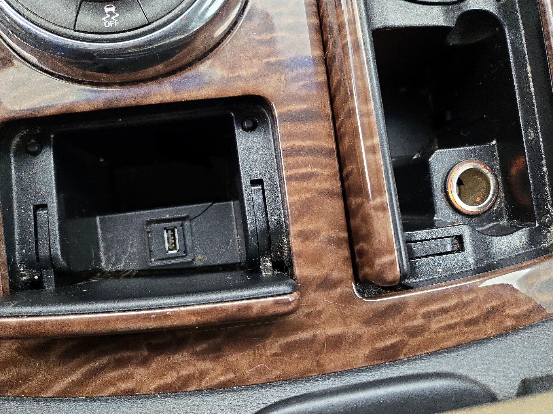 Thumbnail: 2017 Nissan Armada - 19