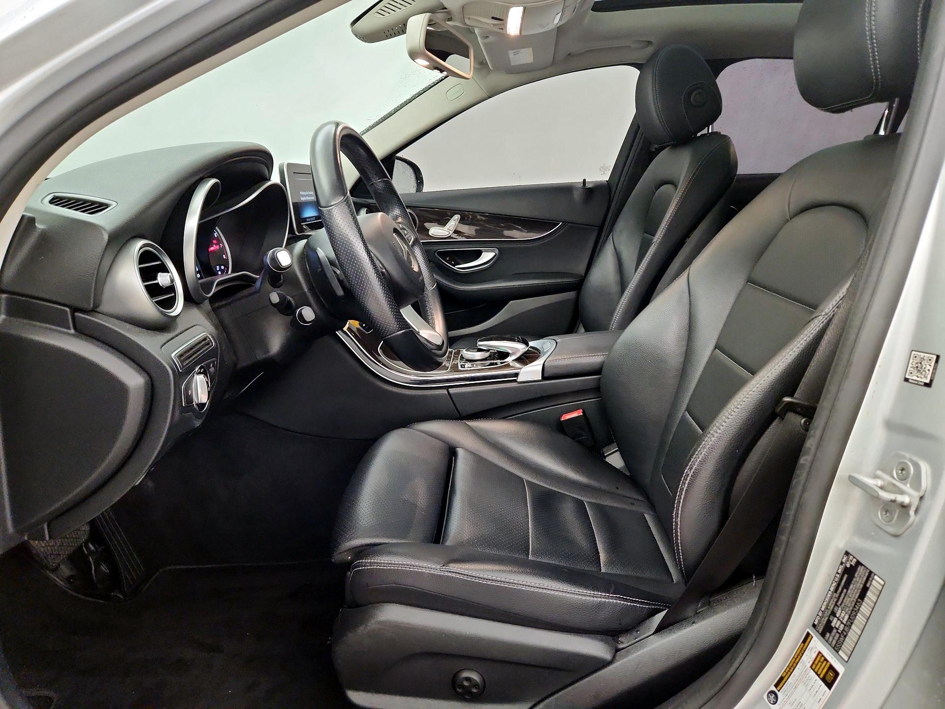 Thumbnail: 2015 Mercedes-Benz C-Class - 11