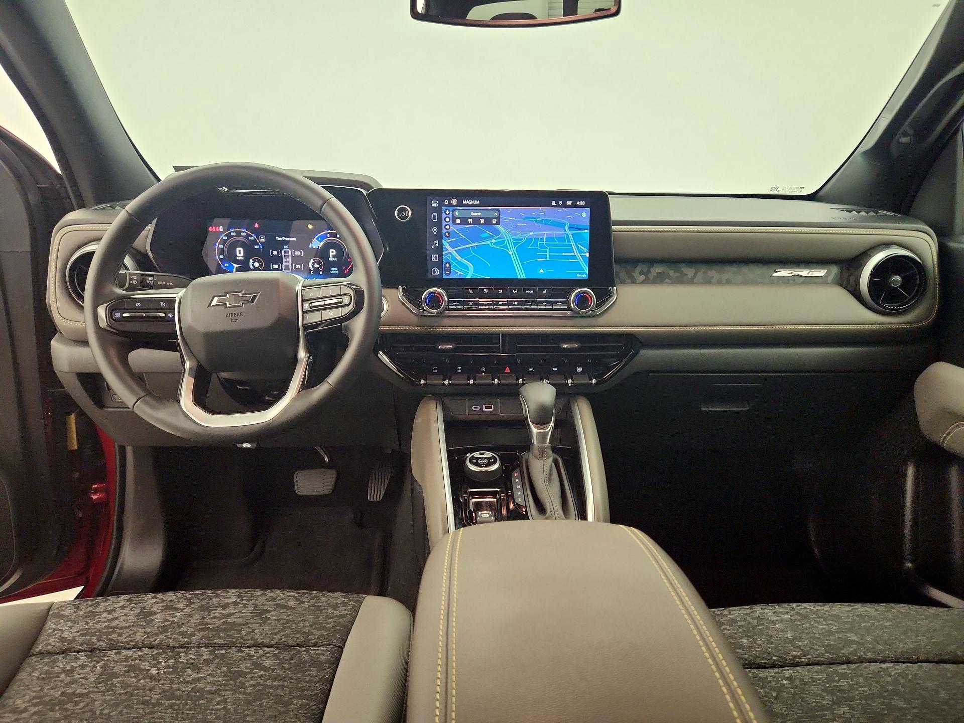 Thumbnail: 2024 Chevrolet Colorado - 9