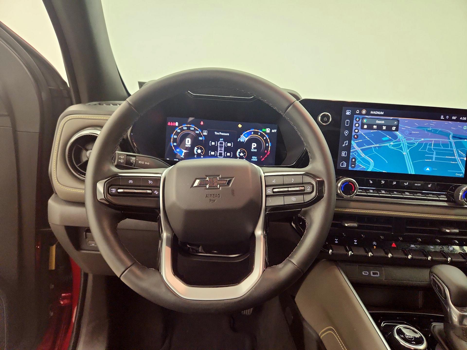Thumbnail: 2024 Chevrolet Colorado - 10