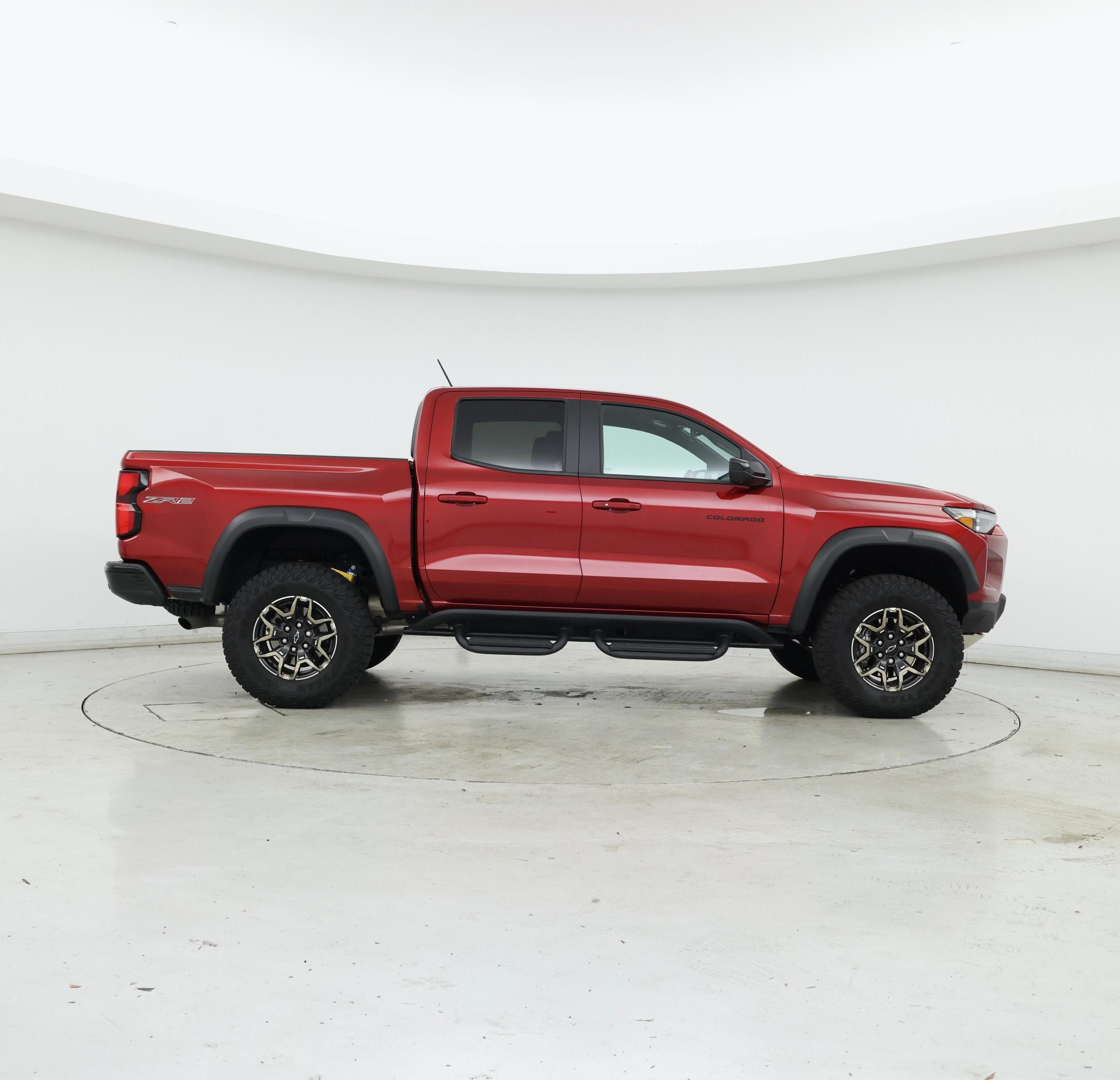 Thumbnail: 2024 Chevrolet Colorado - 7