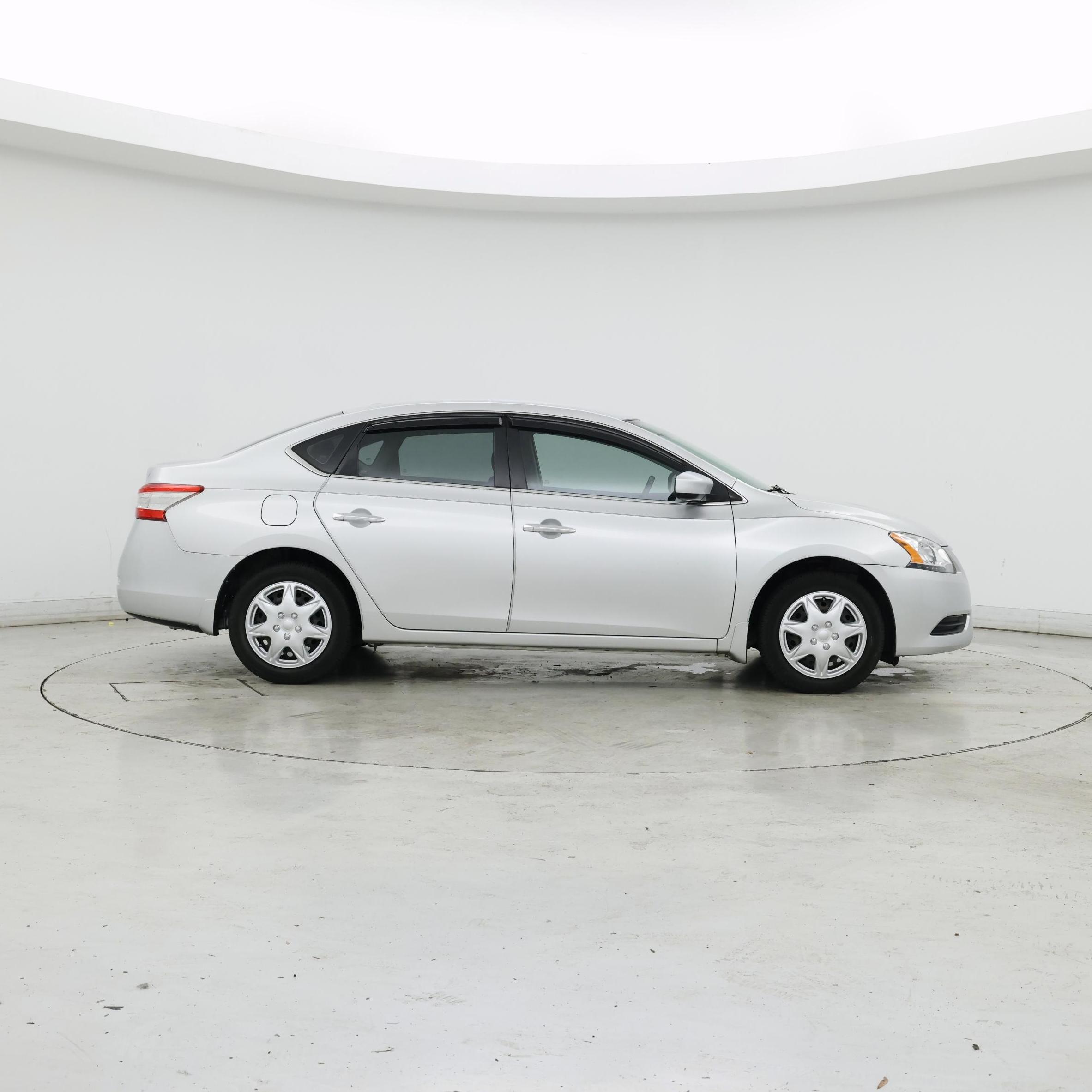 Thumbnail: 2015 Nissan Sentra - 7