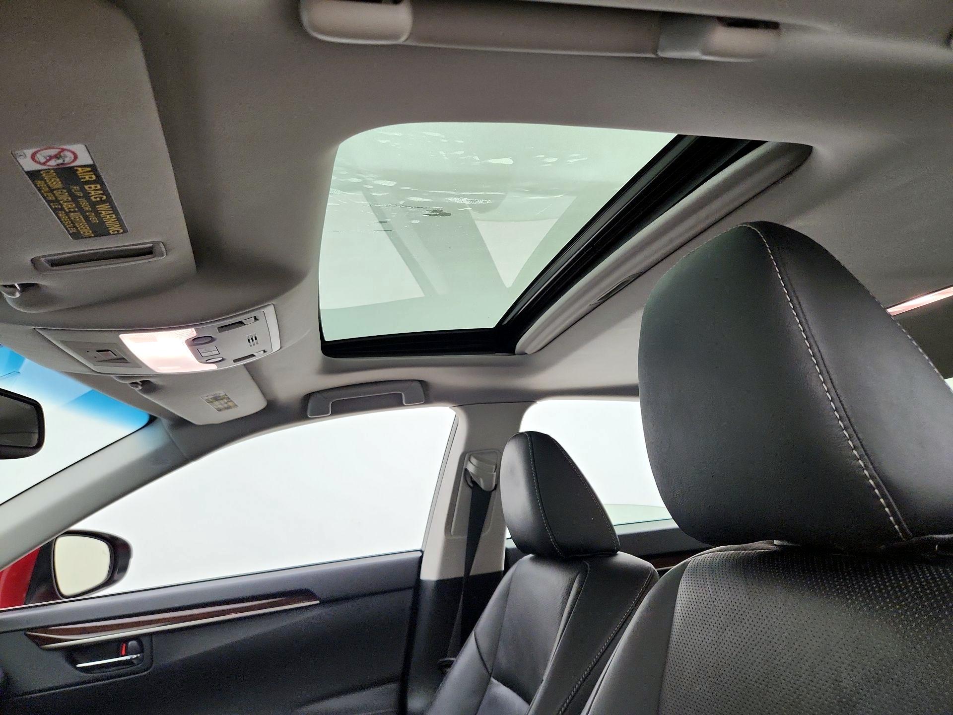 Thumbnail: 2015 Lexus ES - 20