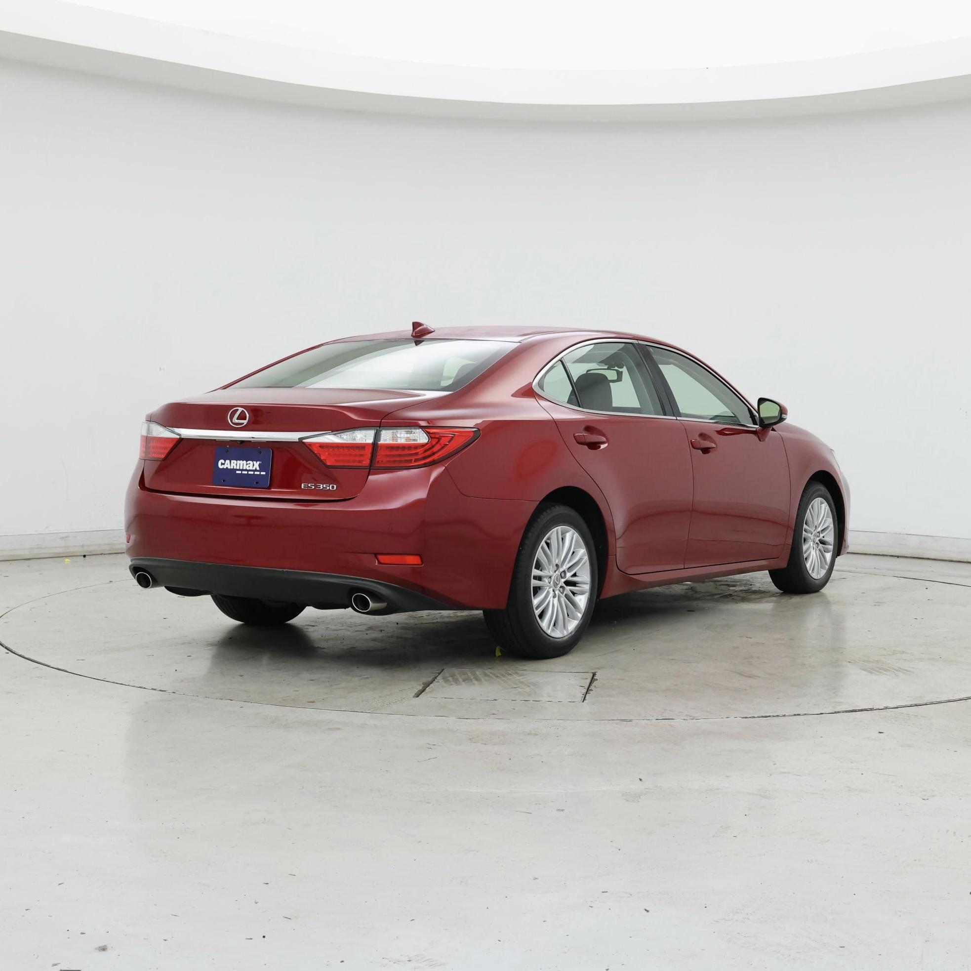Thumbnail: 2015 Lexus ES - 8