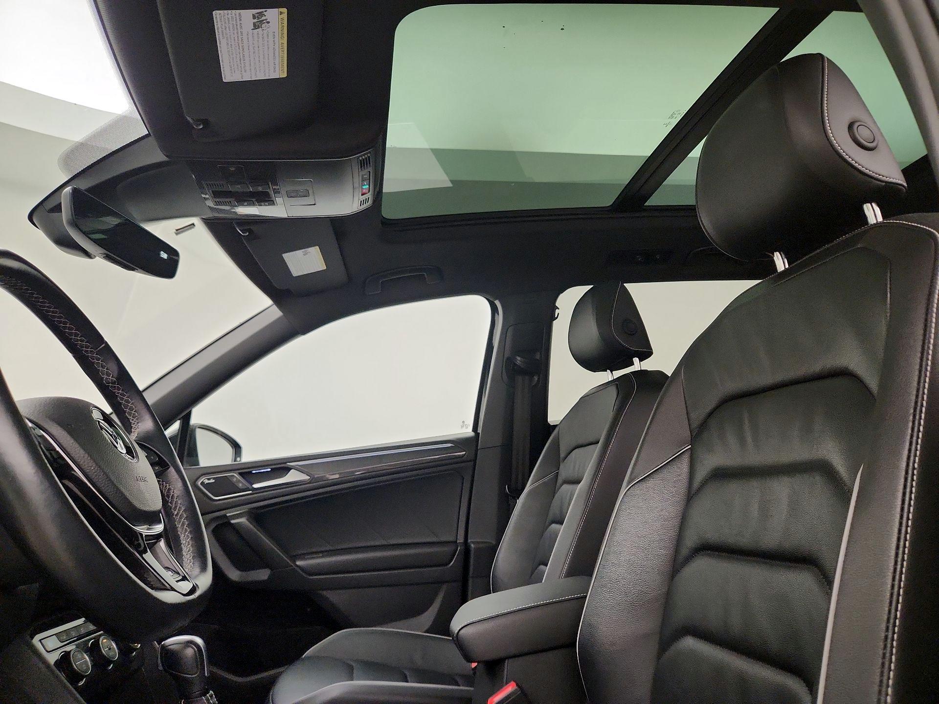 Thumbnail: 2021 Volkswagen Tiguan - 20