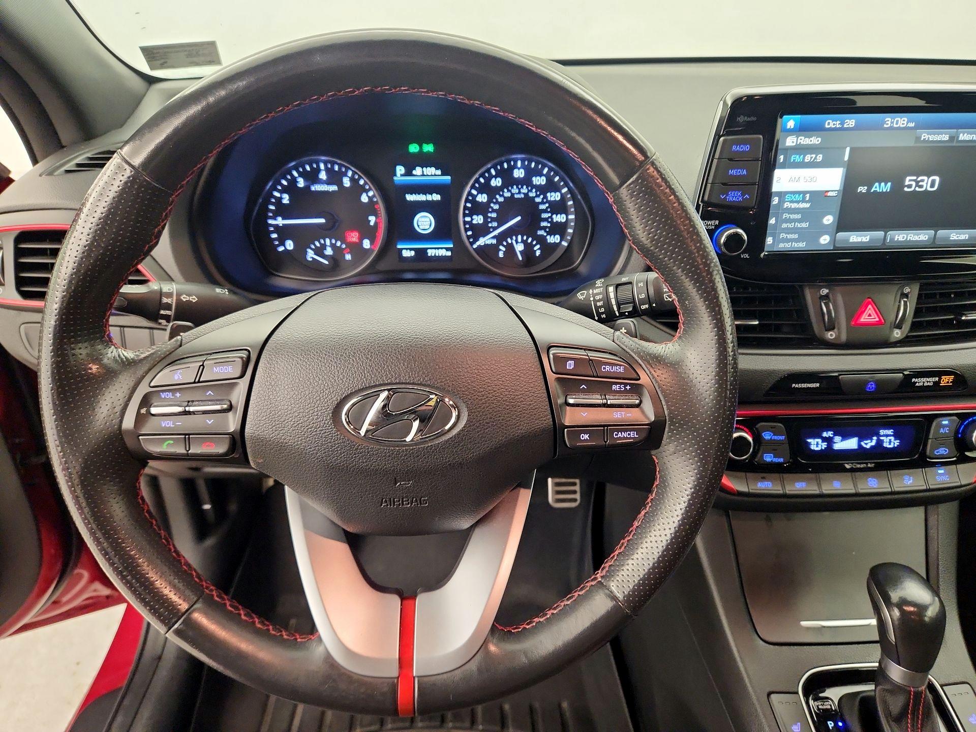 Thumbnail: 2018 Hyundai Elantra - 10