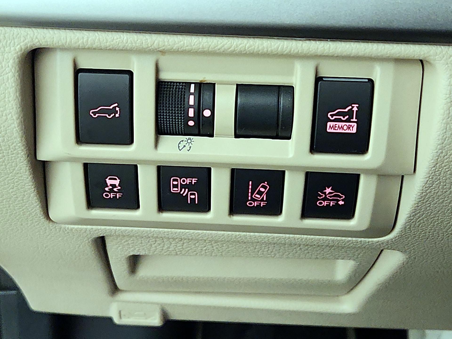 Thumbnail: 2018 Subaru Outback - 13