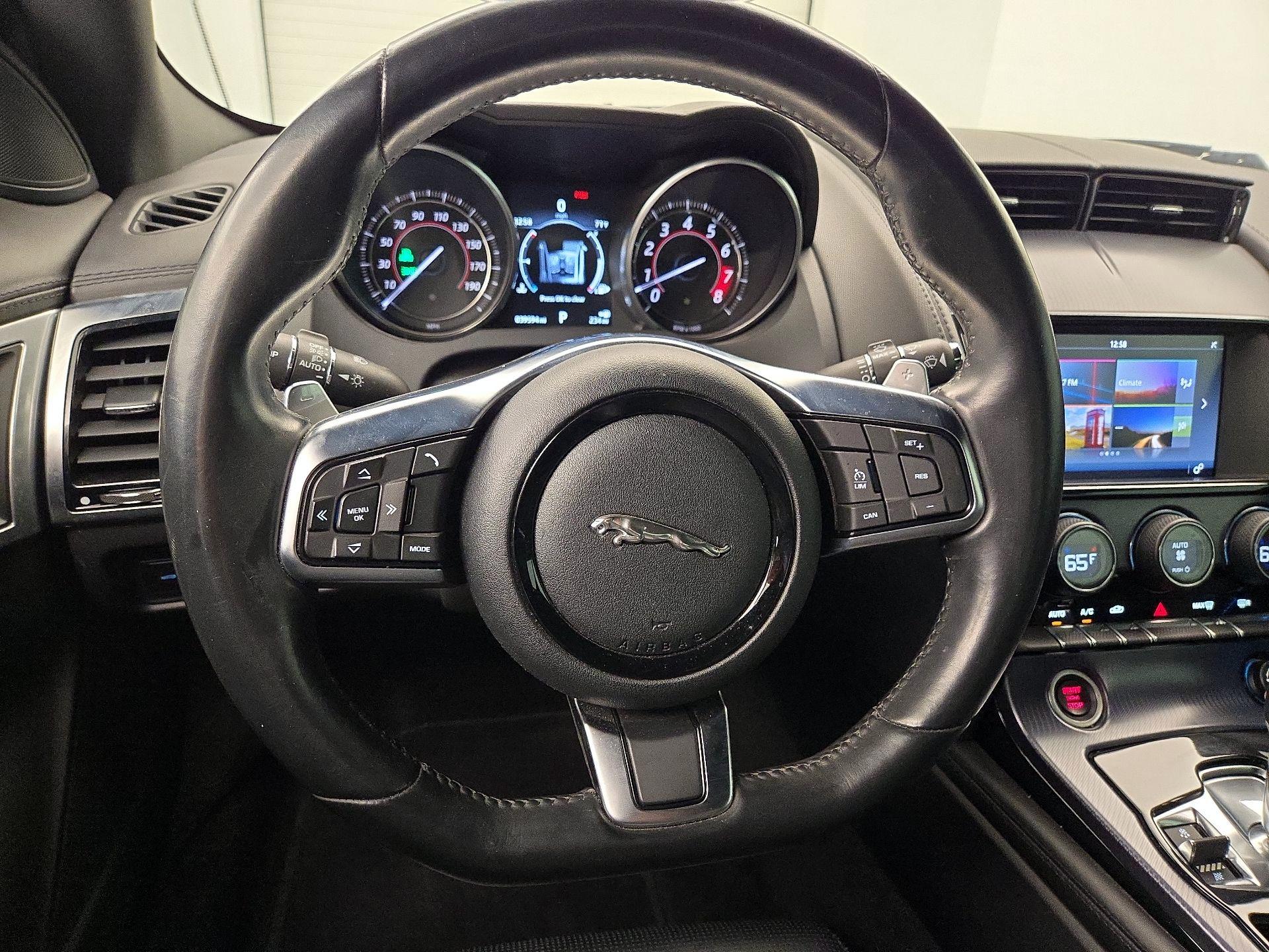 Thumbnail: 2018 Jaguar F-Type - 10