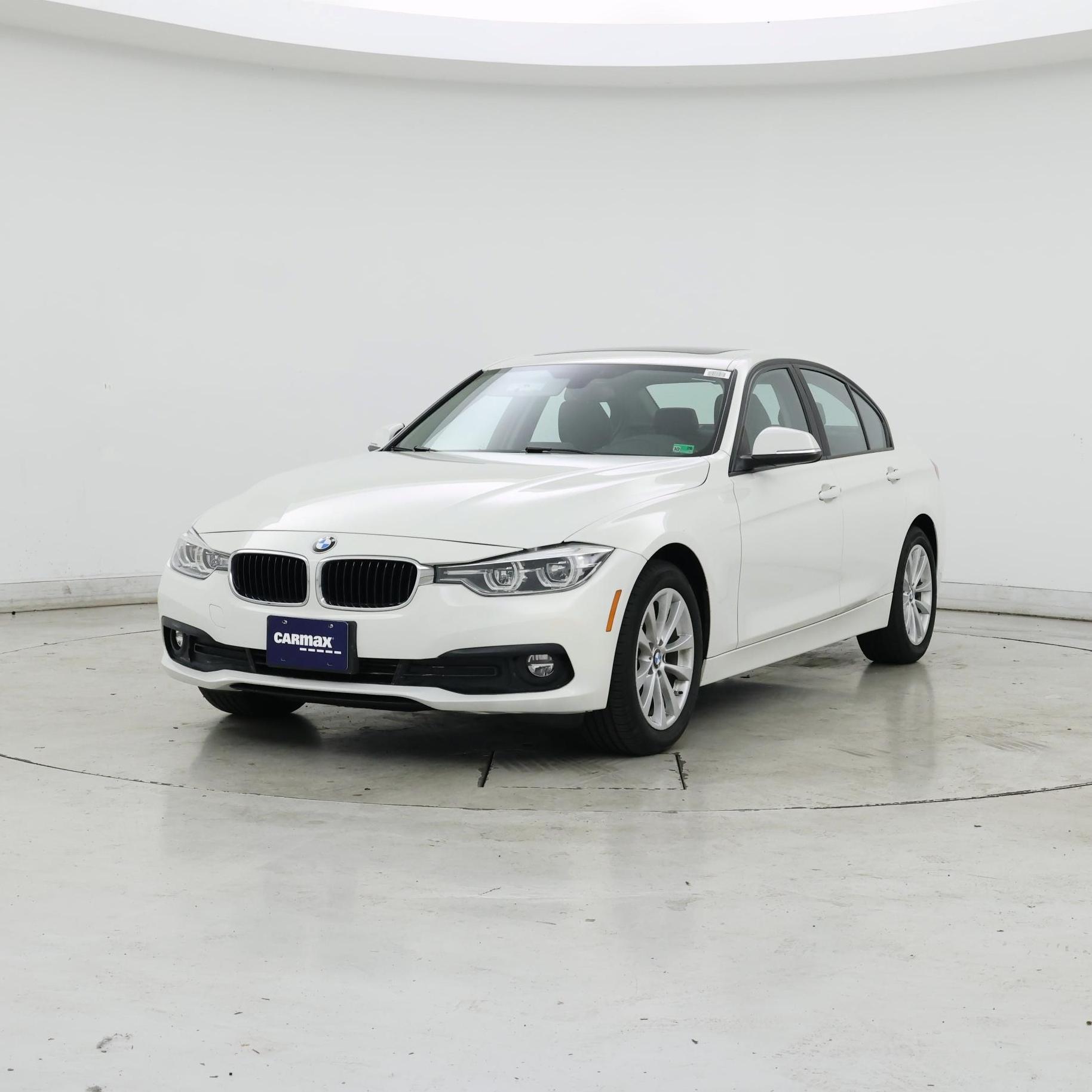 Thumbnail: 2018 BMW 3 Series - 4