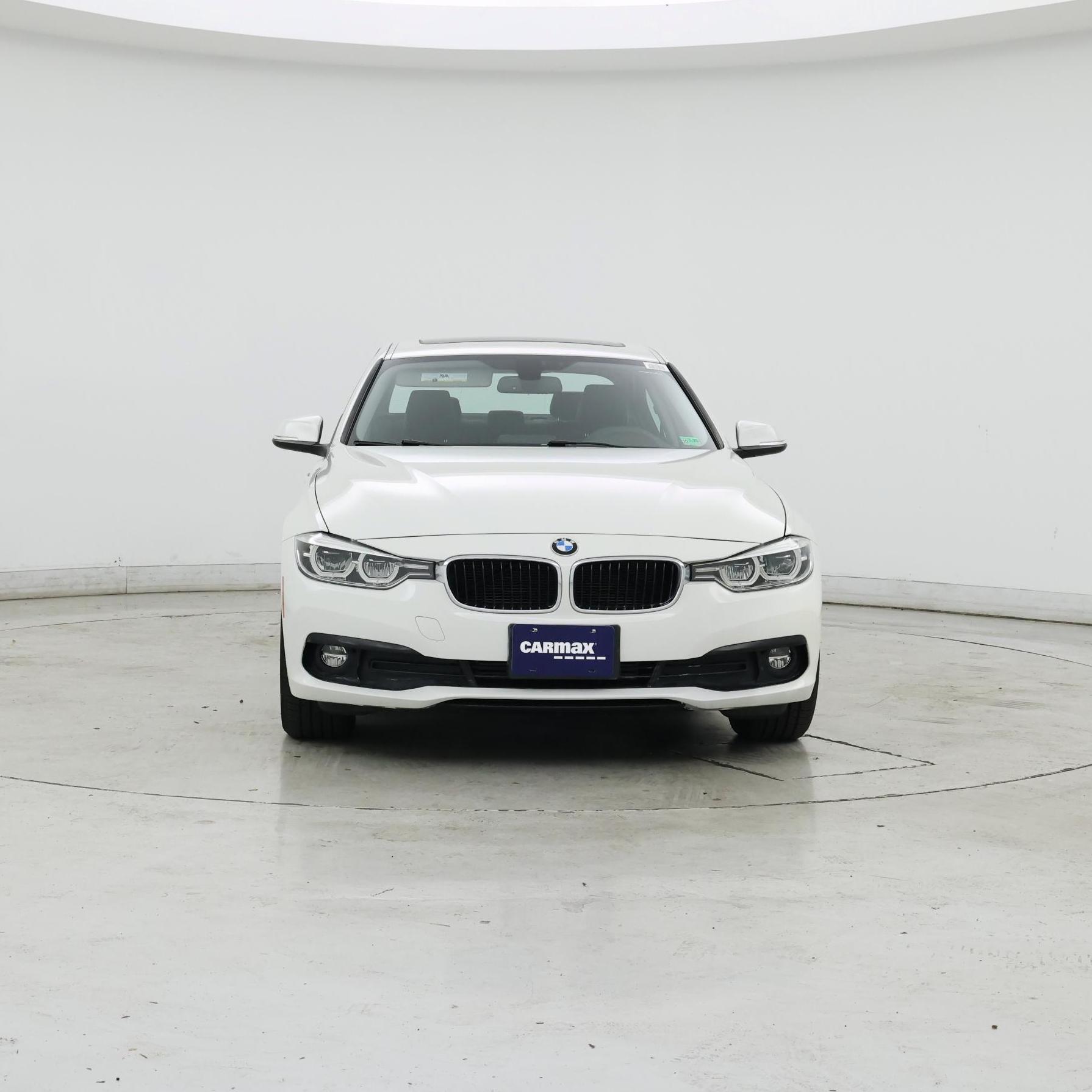 Thumbnail: 2018 BMW 3 Series - 5