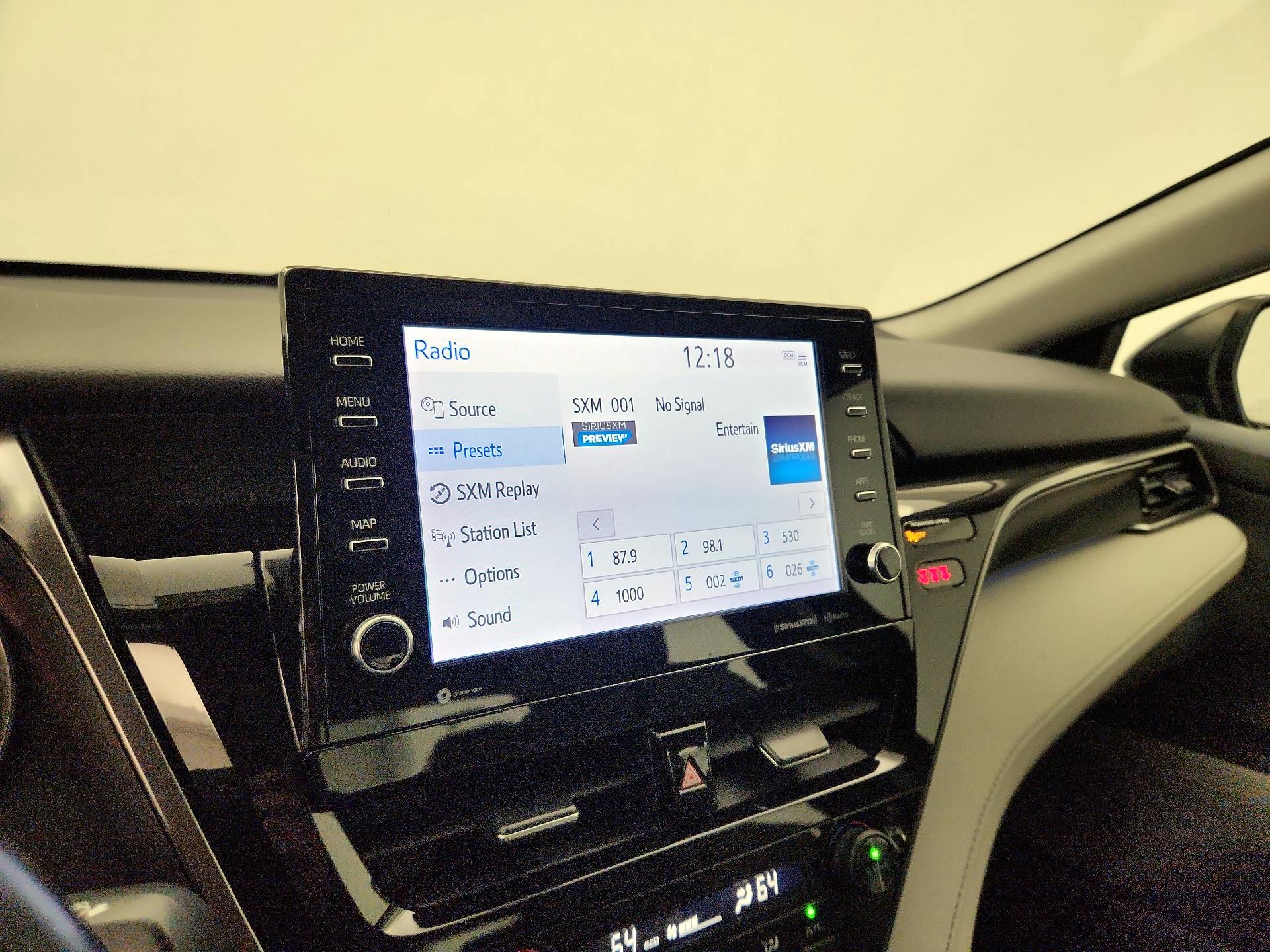 Thumbnail: 2021 Toyota Camry - 15