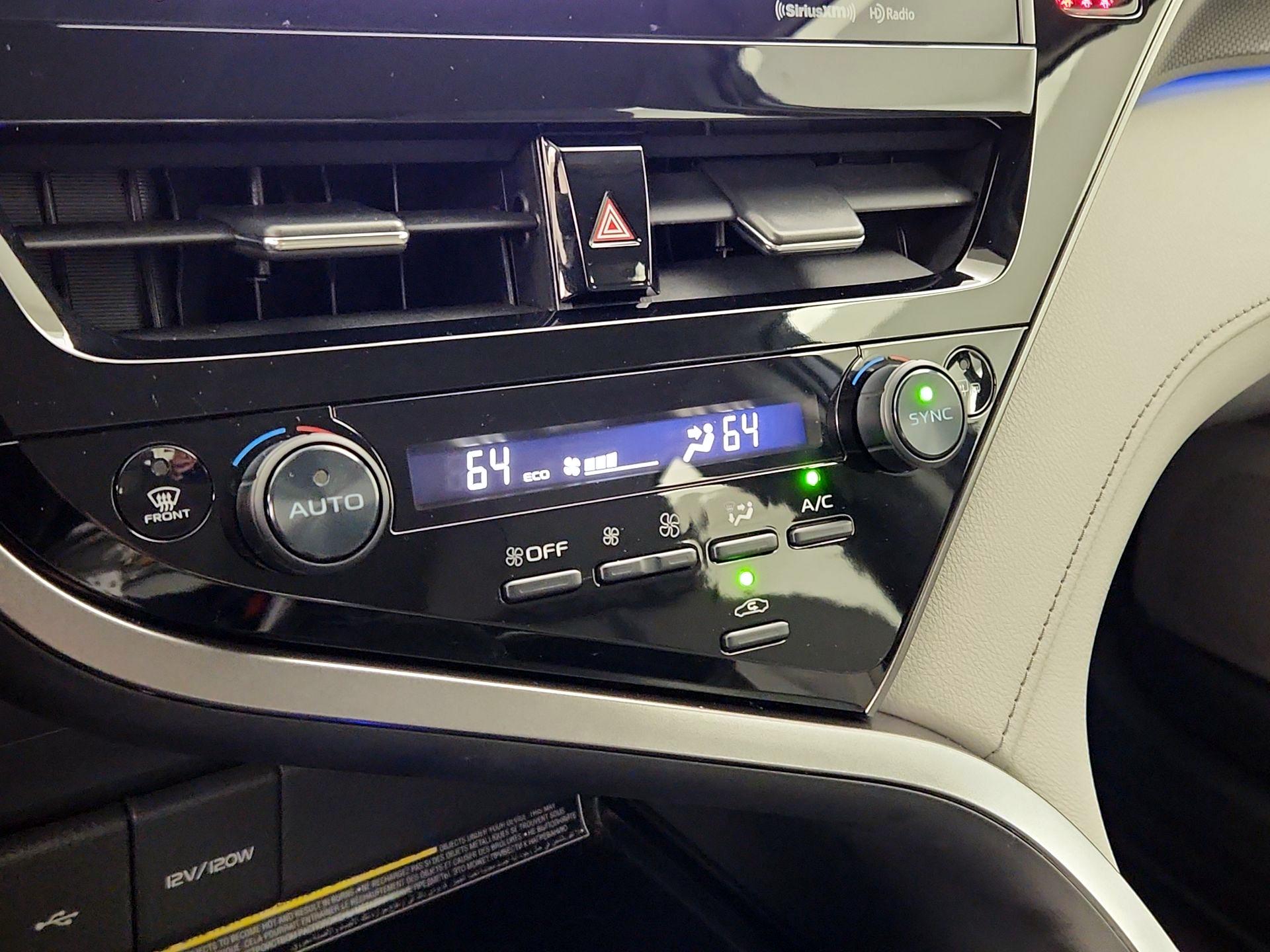 Thumbnail: 2021 Toyota Camry - 16