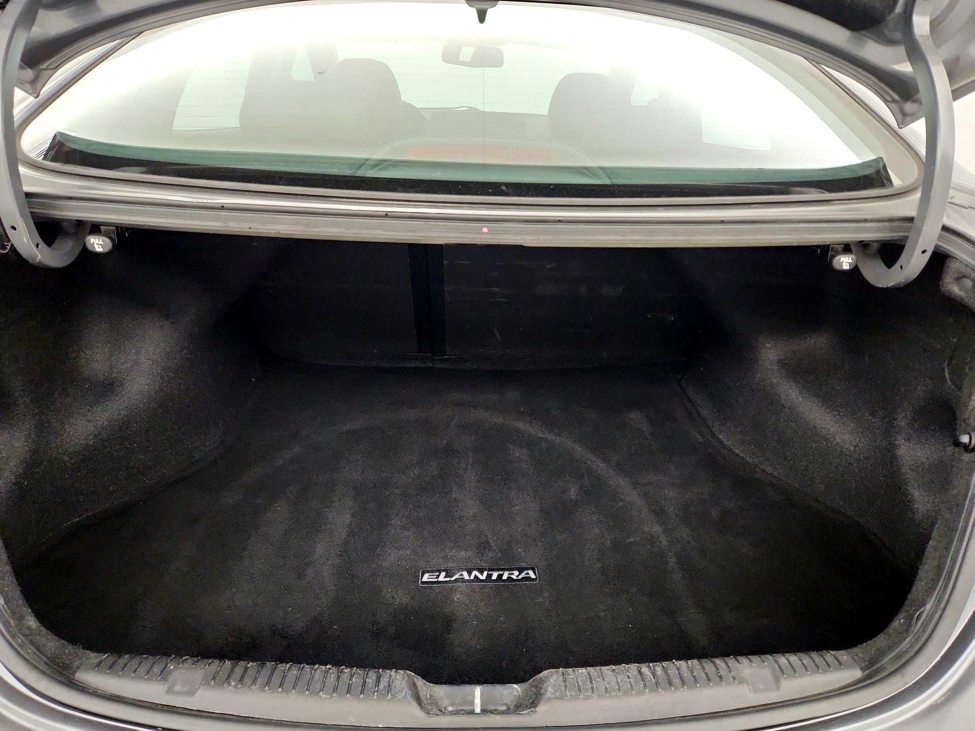 Thumbnail: 2016 Hyundai Elantra - 20