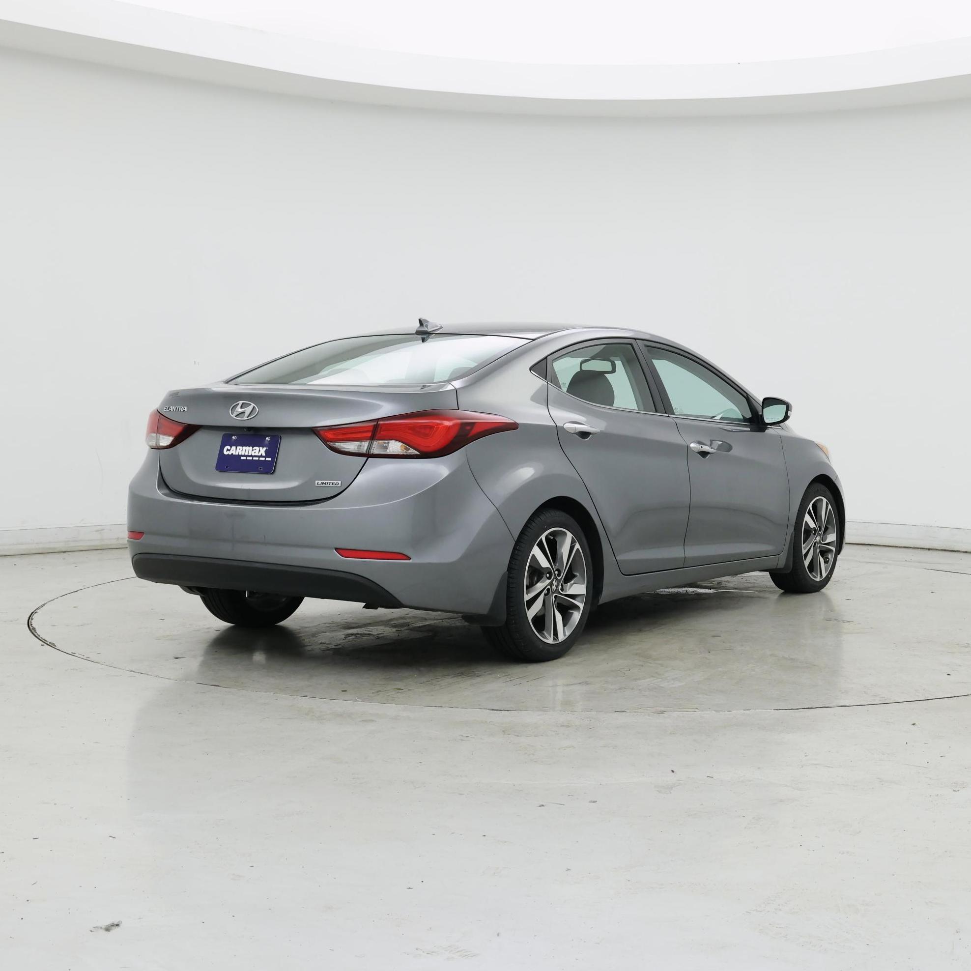 Thumbnail: 2016 Hyundai Elantra - 8