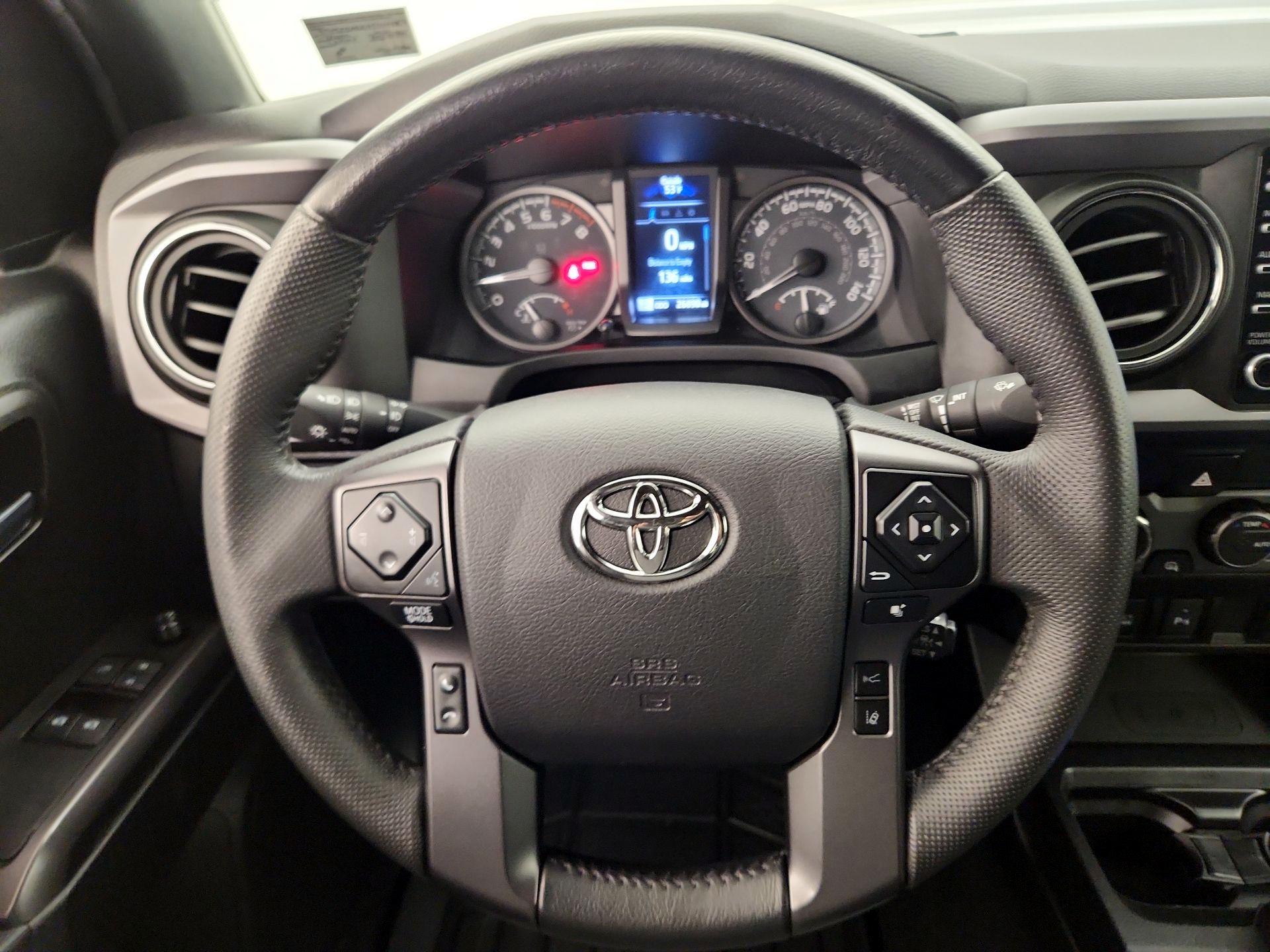 Thumbnail: 2021 Toyota Tacoma - 10