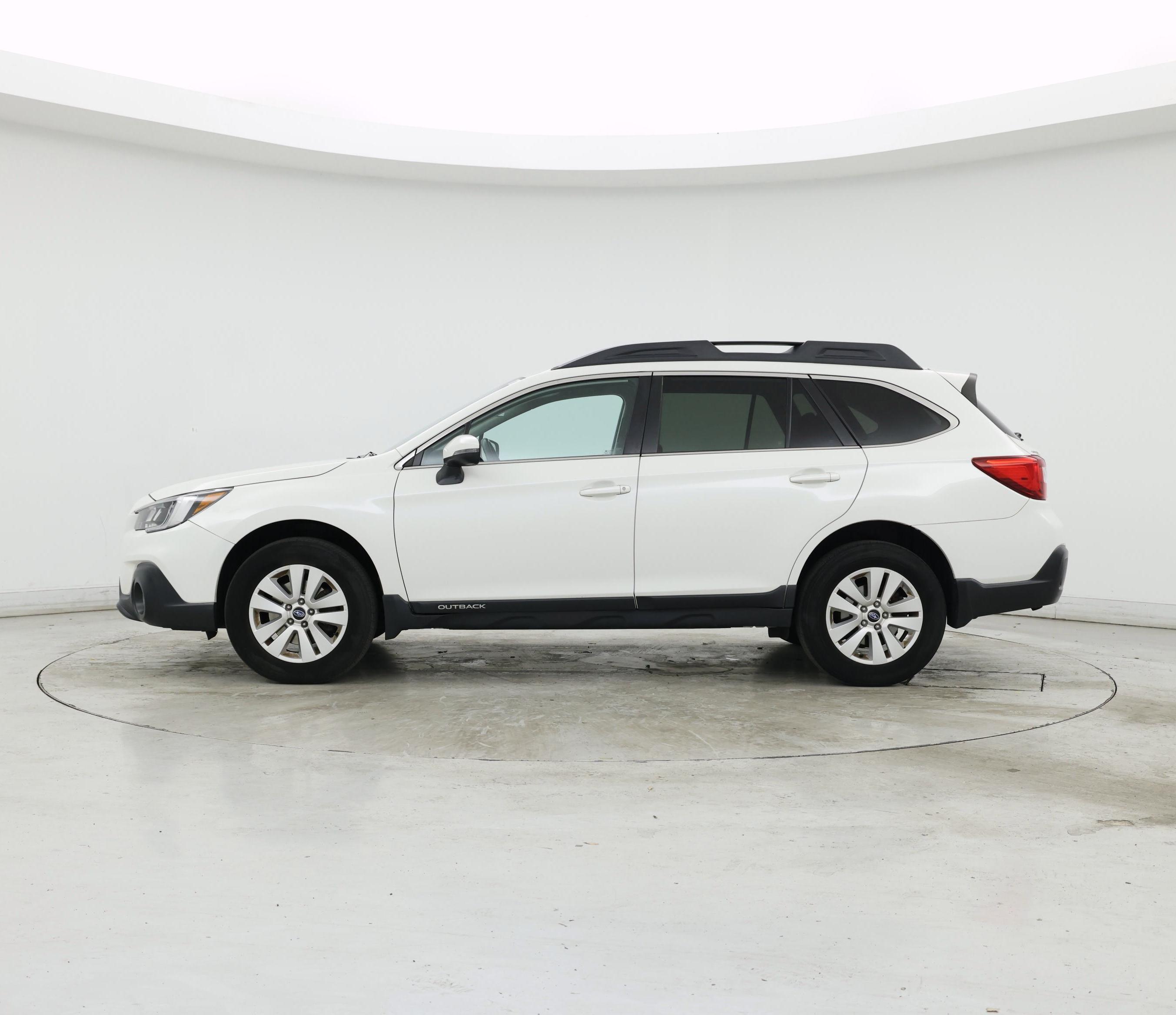 Thumbnail: 2018 Subaru Outback - 3