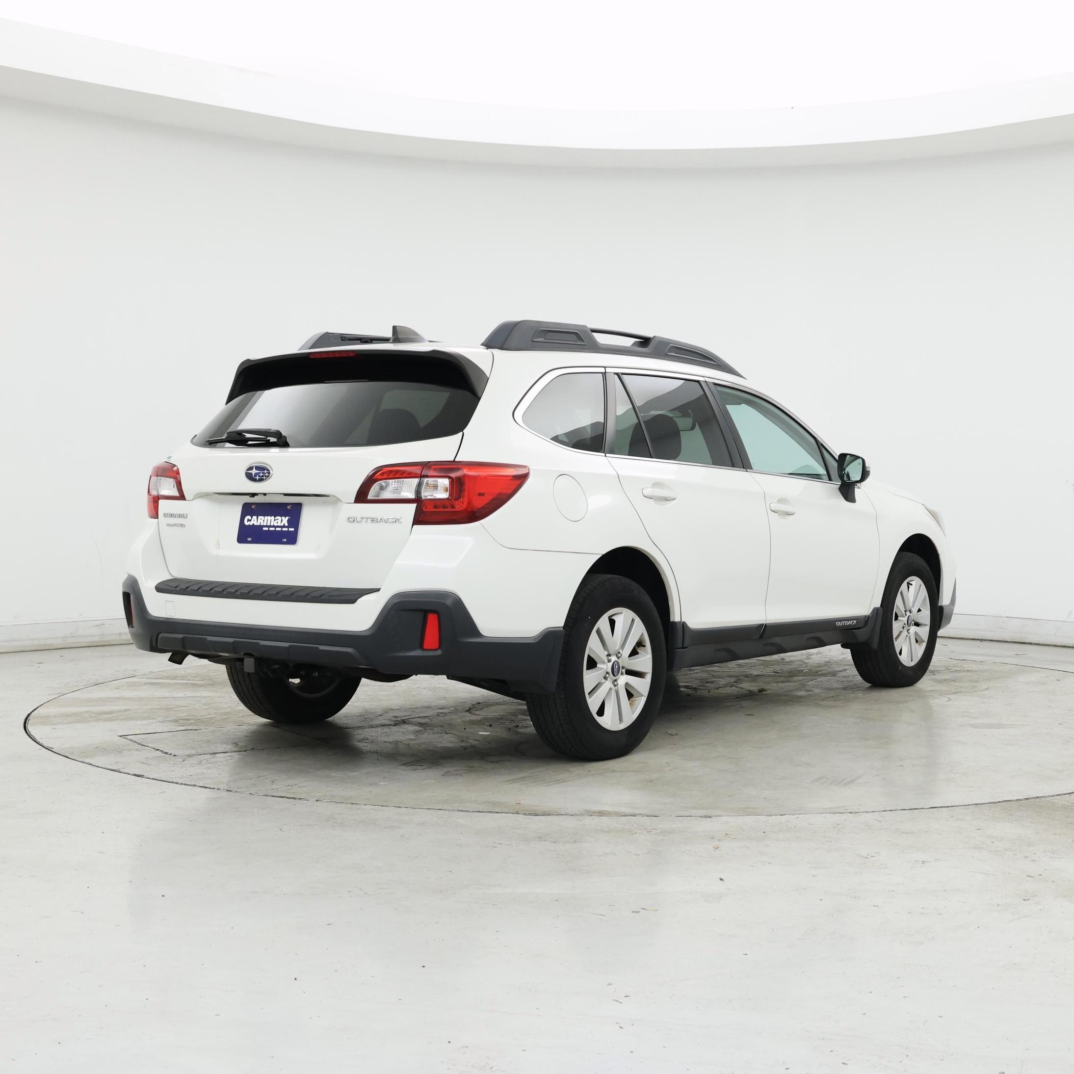 Thumbnail: 2018 Subaru Outback - 8