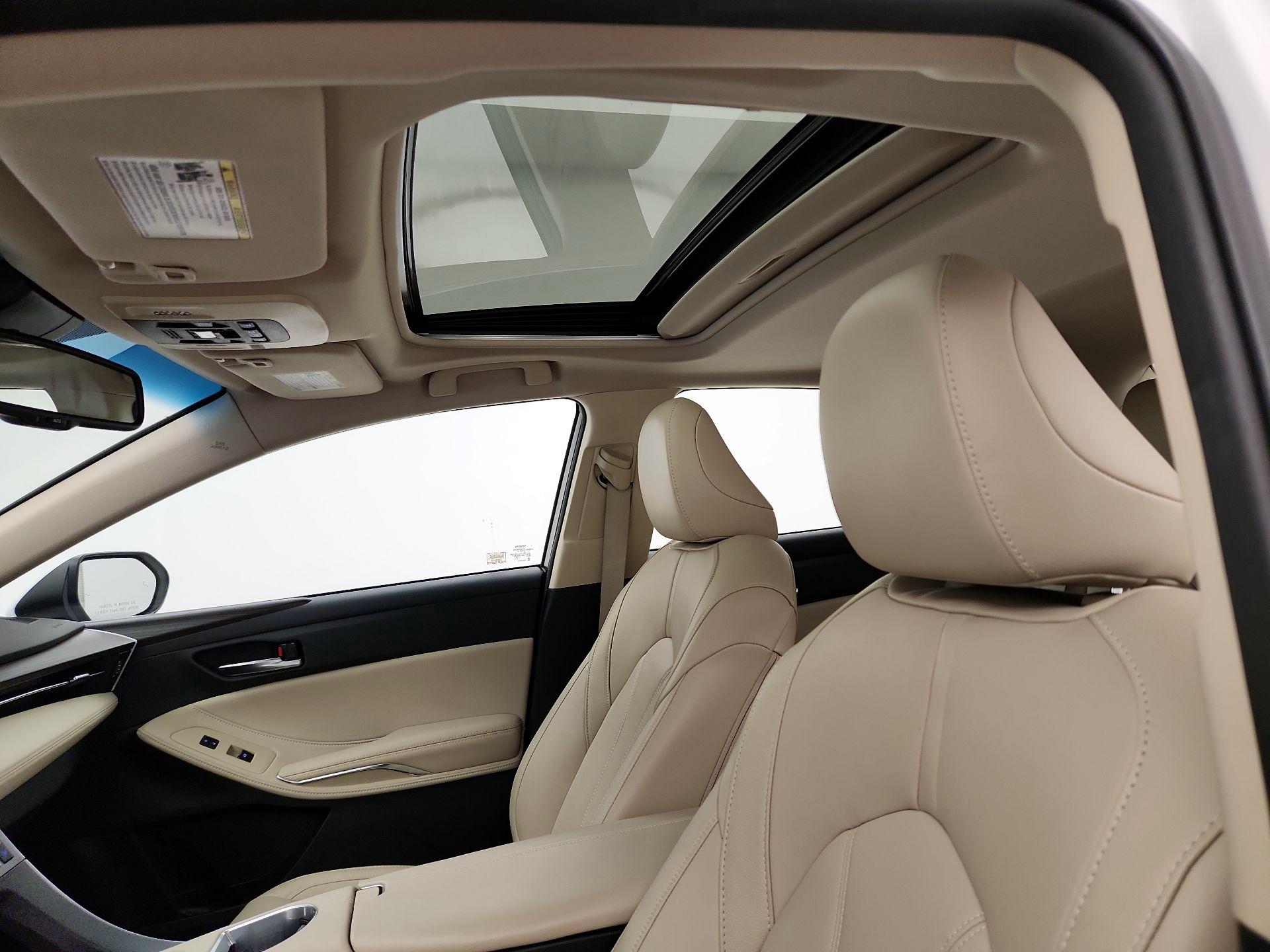 Thumbnail: 2019 Toyota Avalon - 20