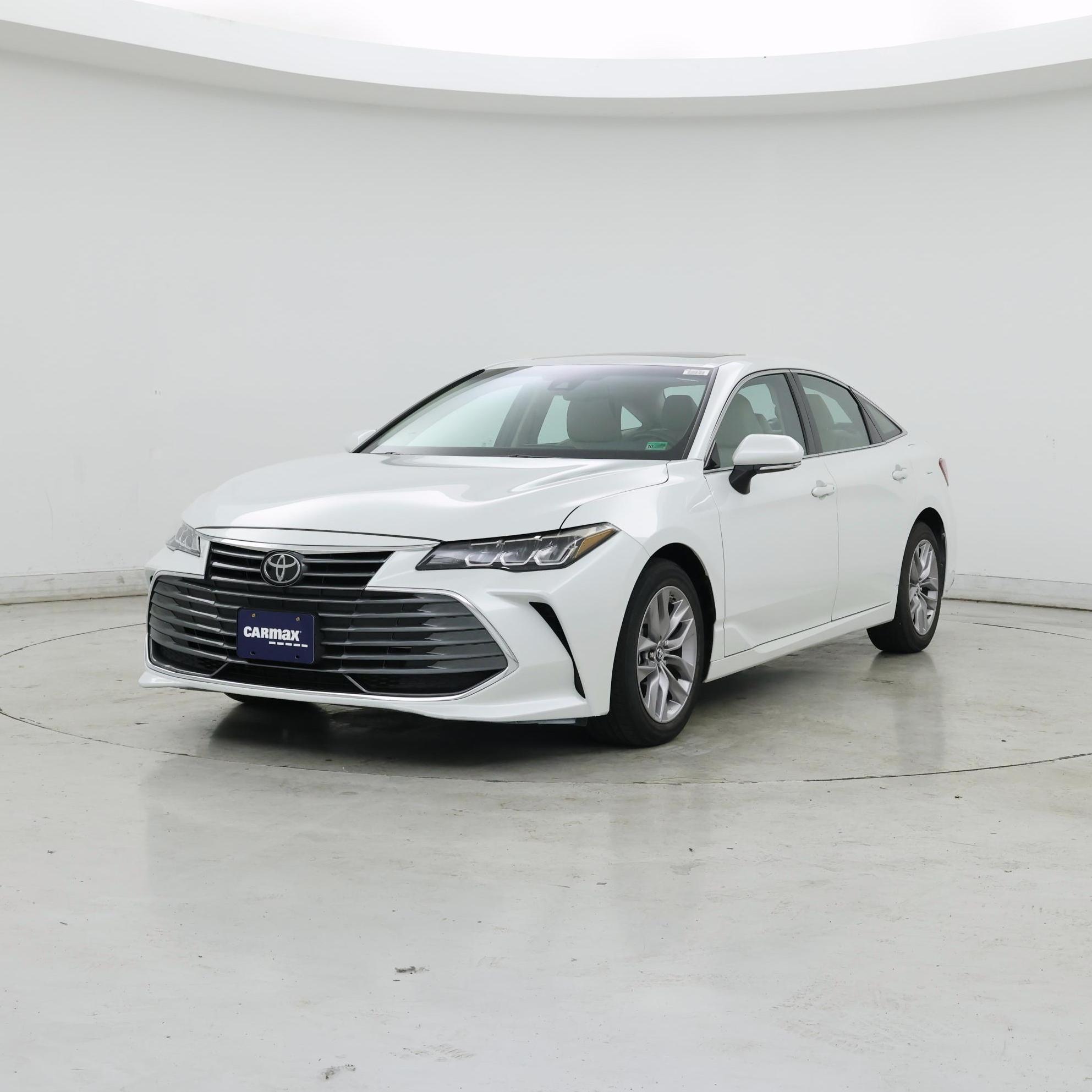 Thumbnail: 2019 Toyota Avalon - 4