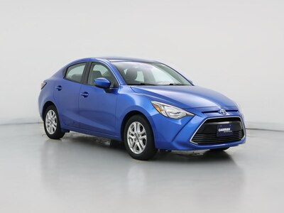Blue 2017 Toyota Yaris iA