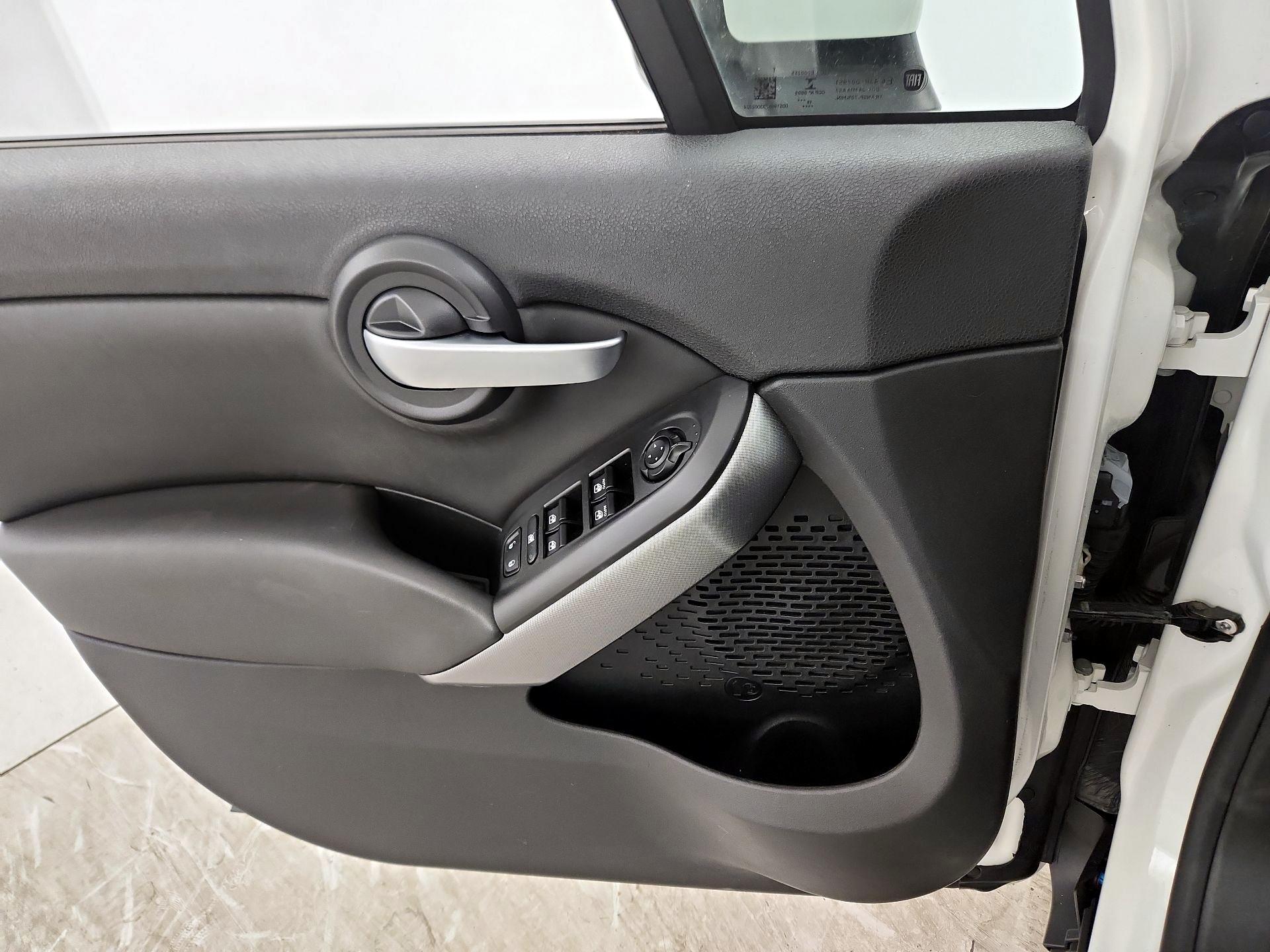 Thumbnail: 2020 Fiat 500X - 12