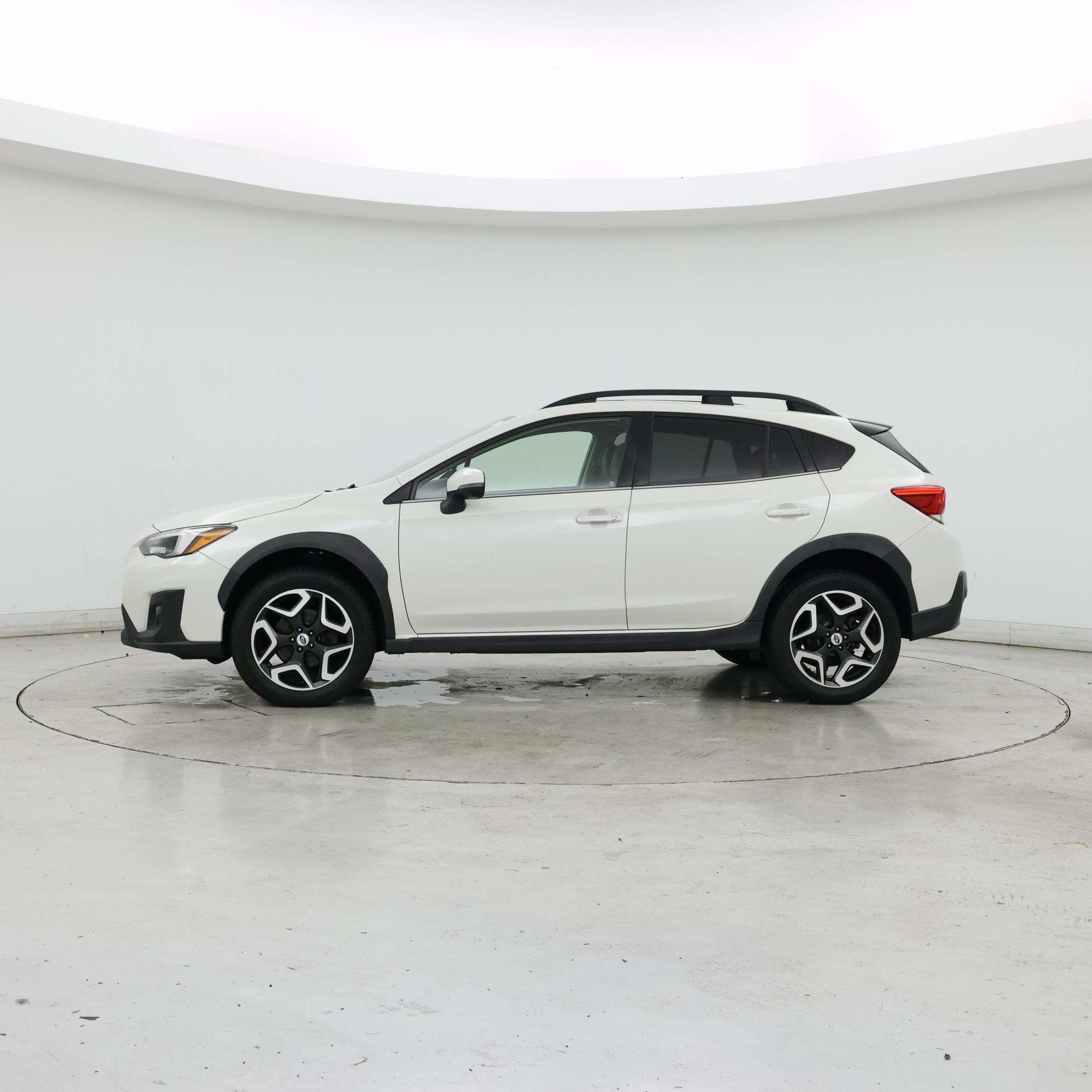 Thumbnail: 2018 Subaru Crosstrek - 3