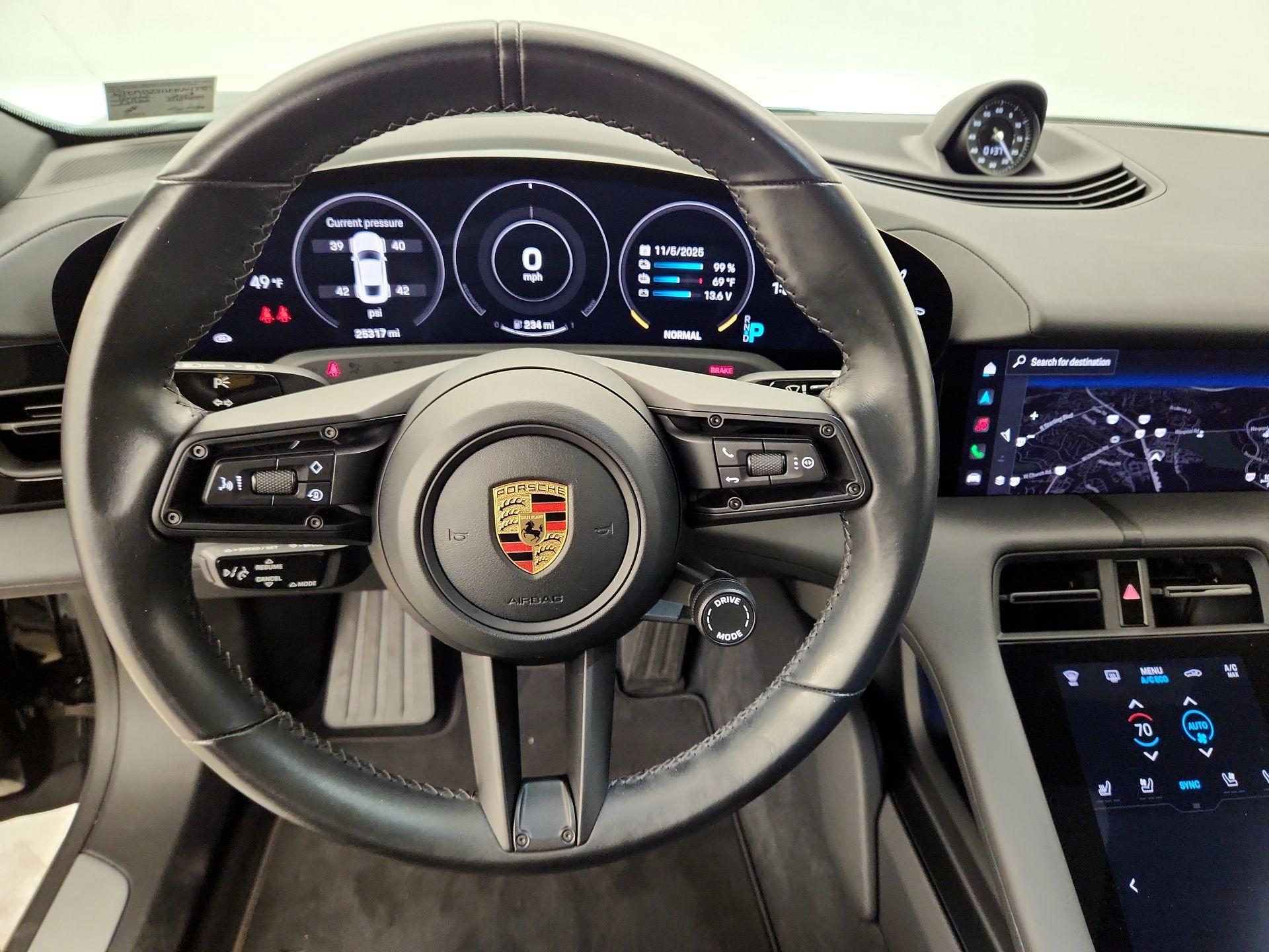 Thumbnail: 2021 Porsche Taycan - 10