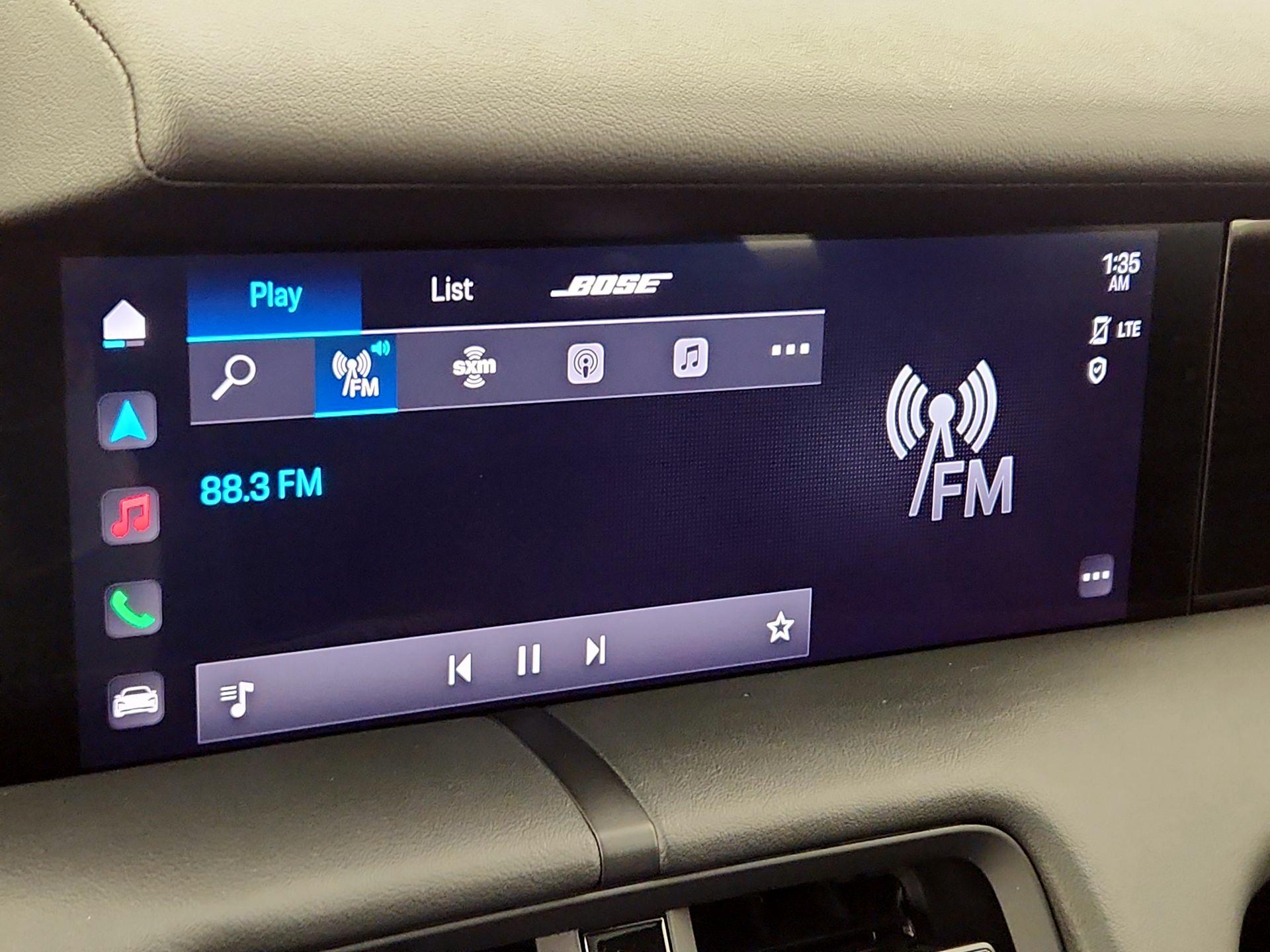 Thumbnail: 2021 Porsche Taycan - 16