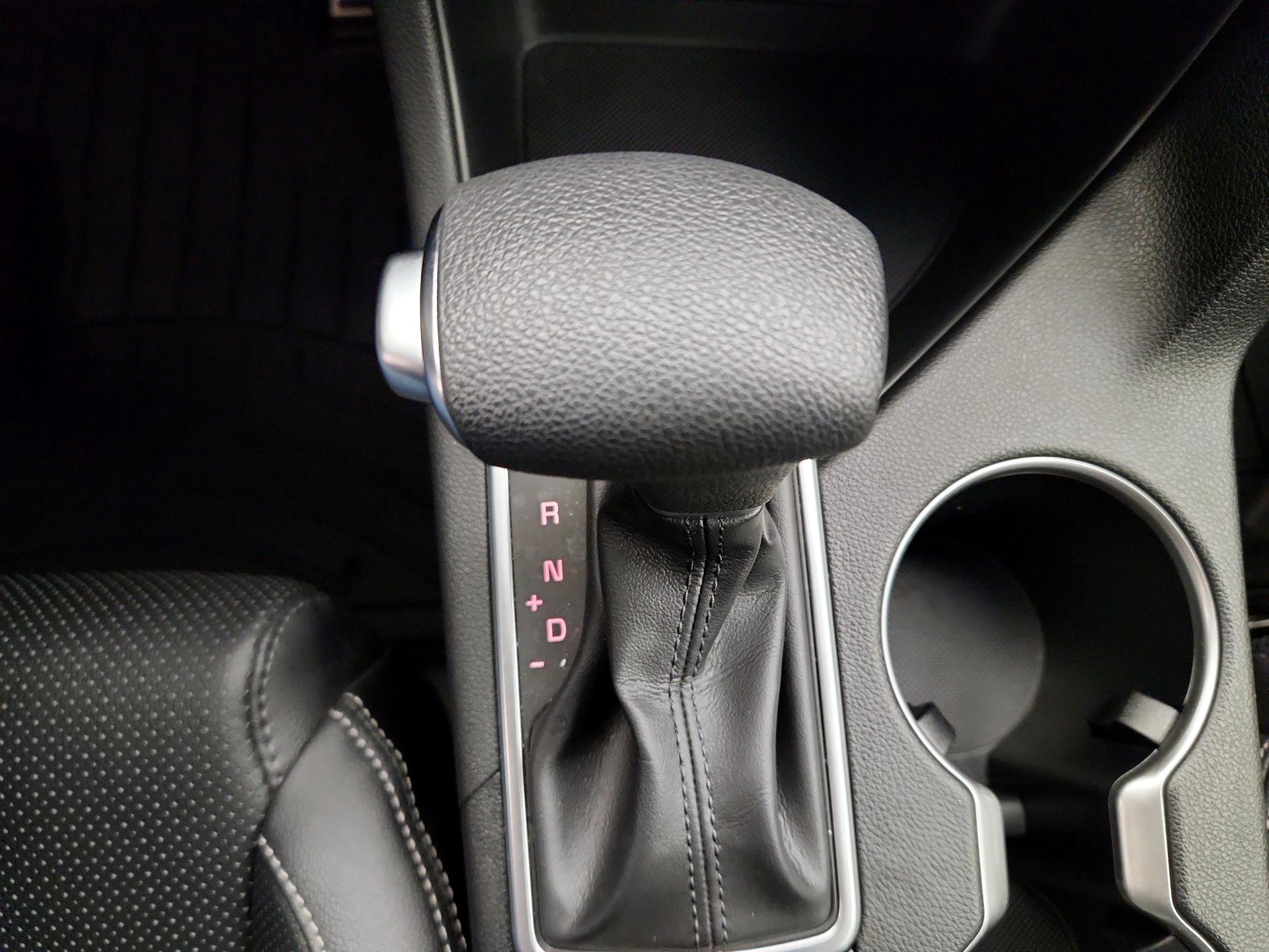 Thumbnail: 2021 Kia Sportage - 17