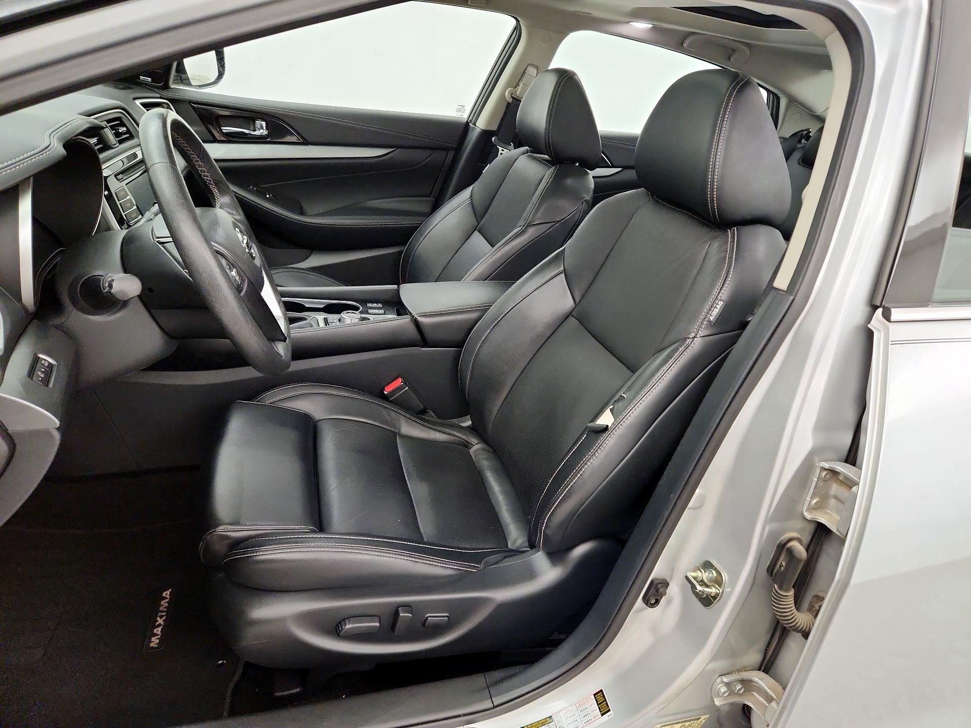 Thumbnail: 2017 Nissan Maxima - 11