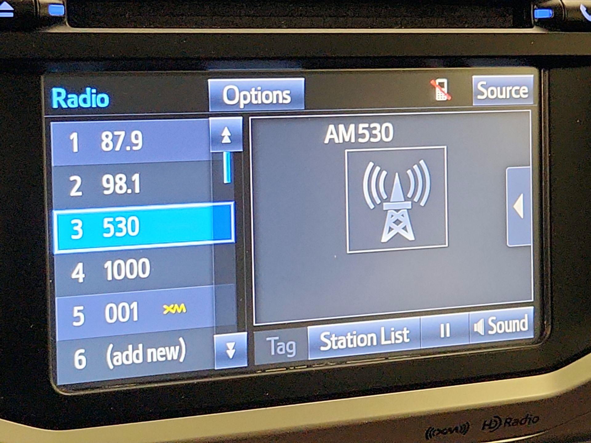 Thumbnail: 2019 Toyota 4Runner - 16