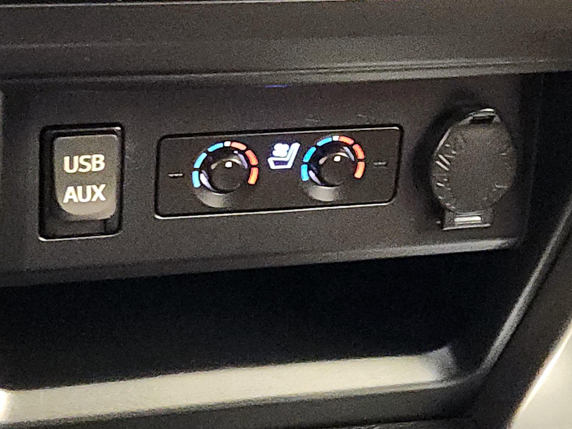 Thumbnail: 2019 Toyota 4Runner - 19