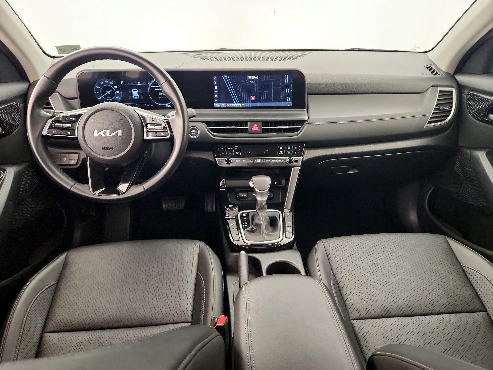 Thumbnail: 2024 Kia Seltos - 9