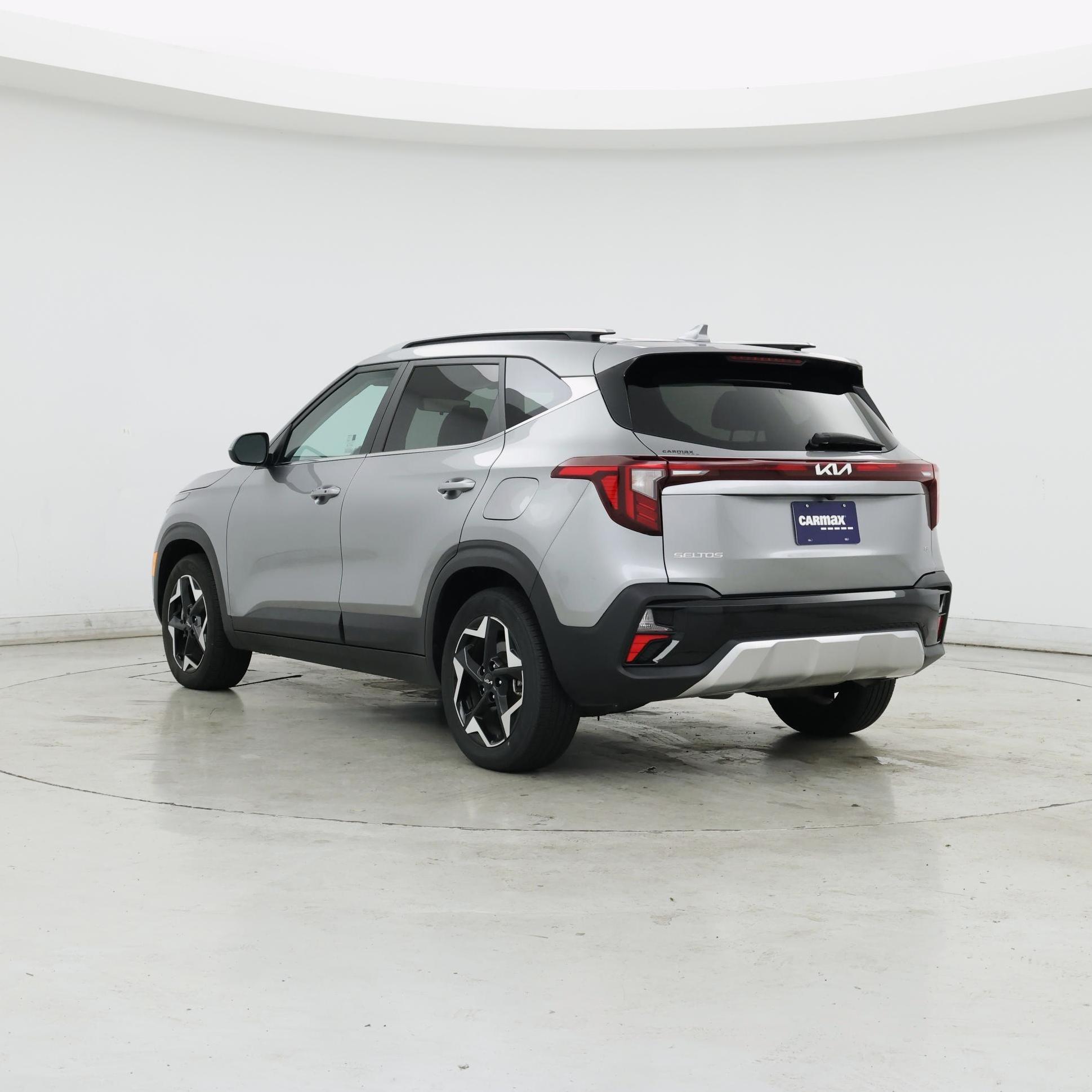 Thumbnail: 2024 Kia Seltos - 2