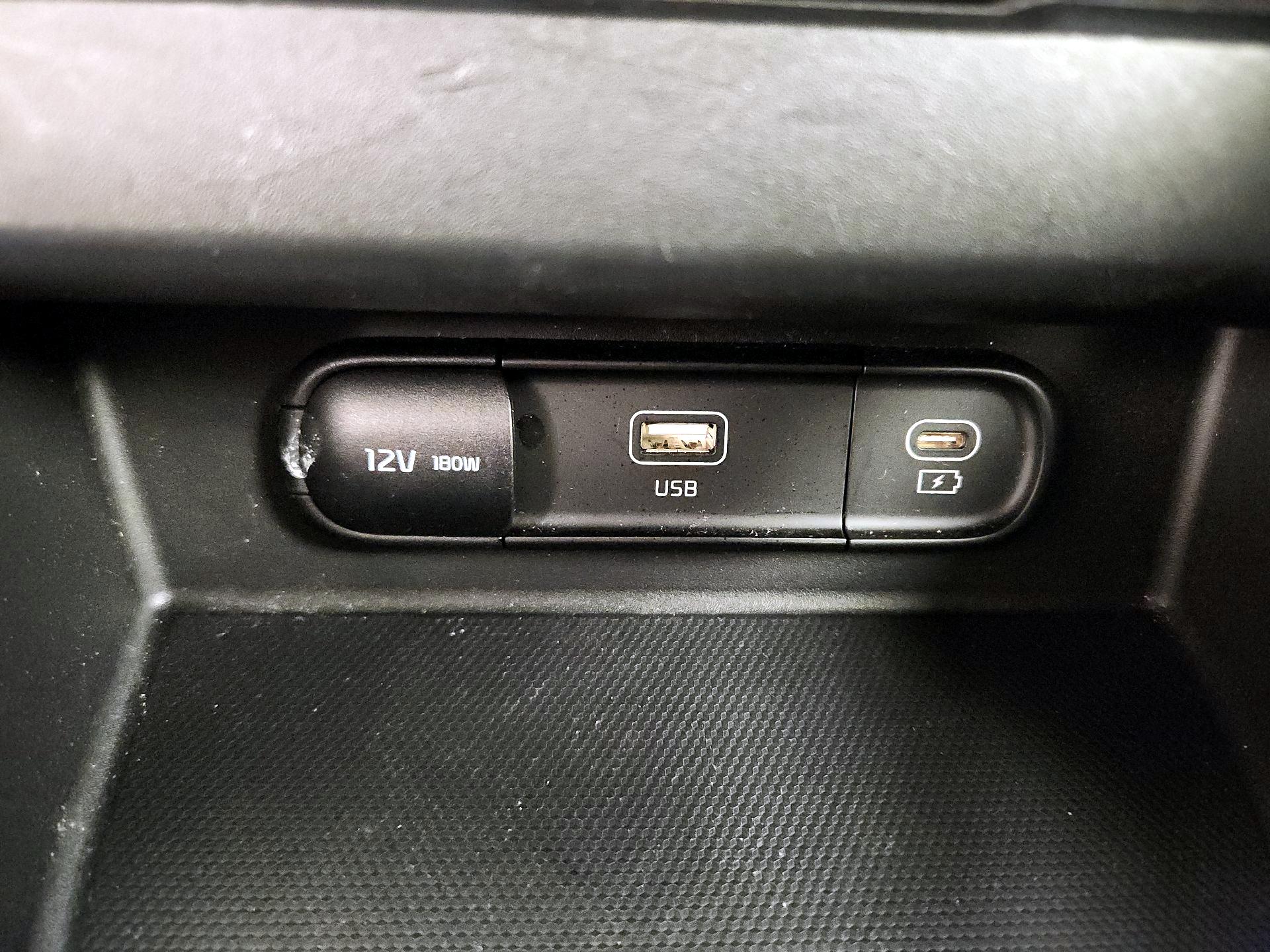 Thumbnail: 2024 Kia Seltos - 19