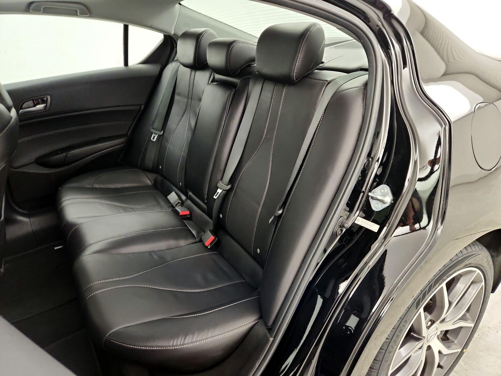 Thumbnail: 2022 Acura ILX - 20