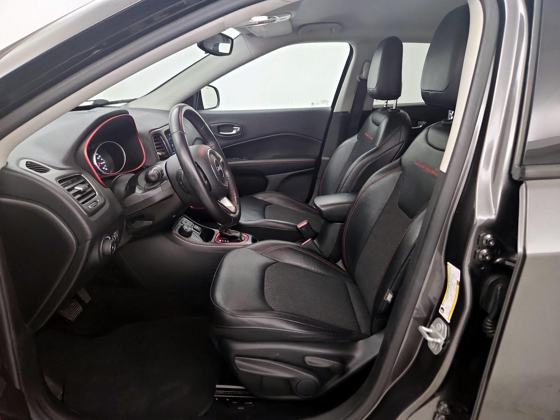 Thumbnail: 2019 Jeep Compass - 11