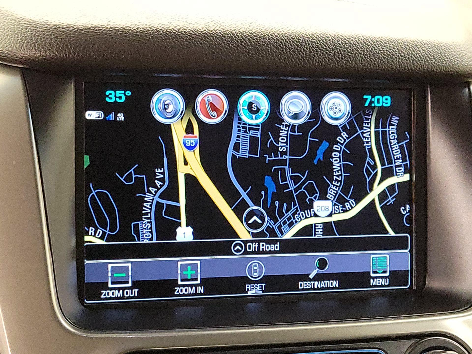 Thumbnail: 2019 Chevrolet Suburban - 14