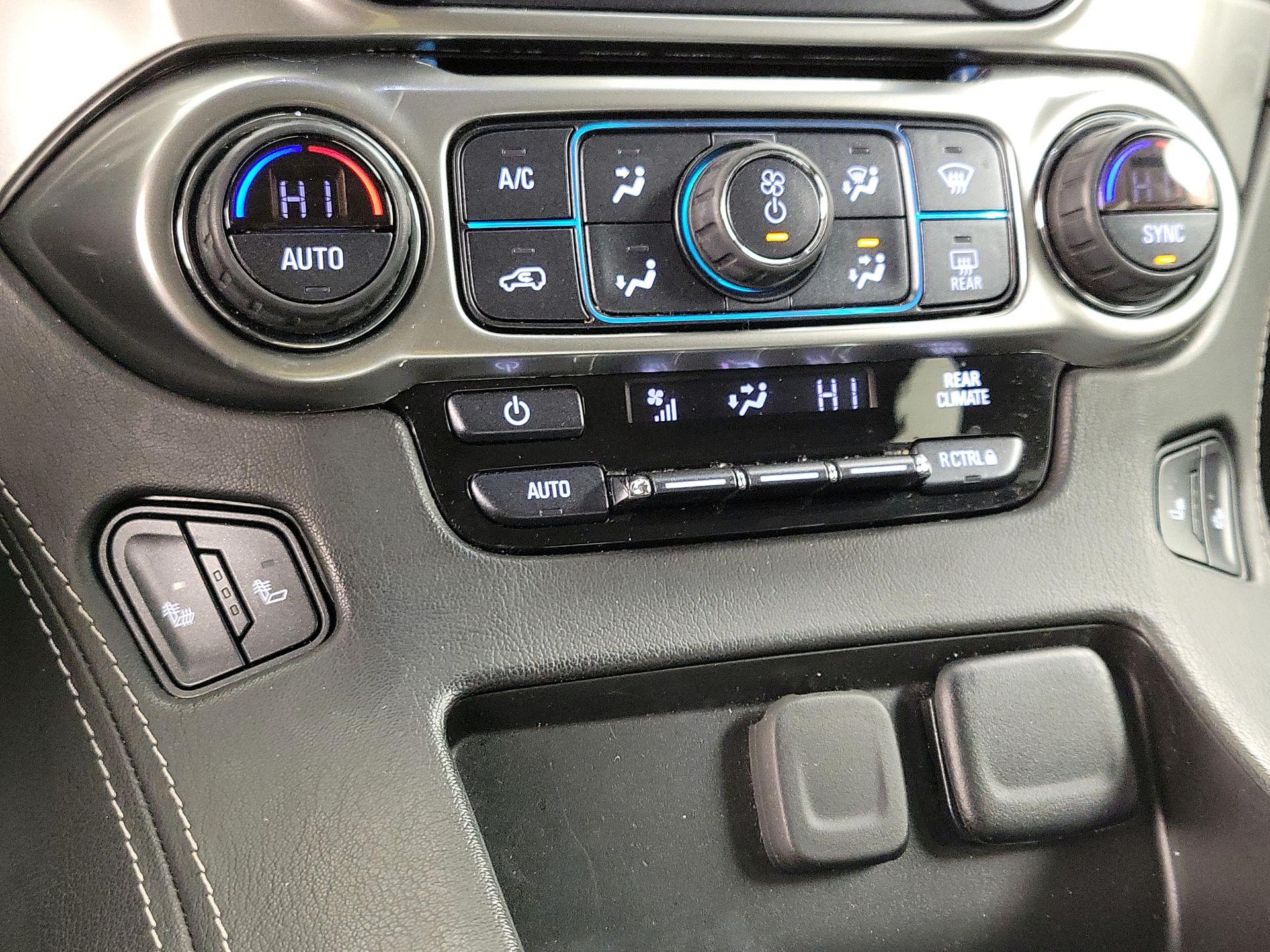 Thumbnail: 2019 Chevrolet Suburban - 17